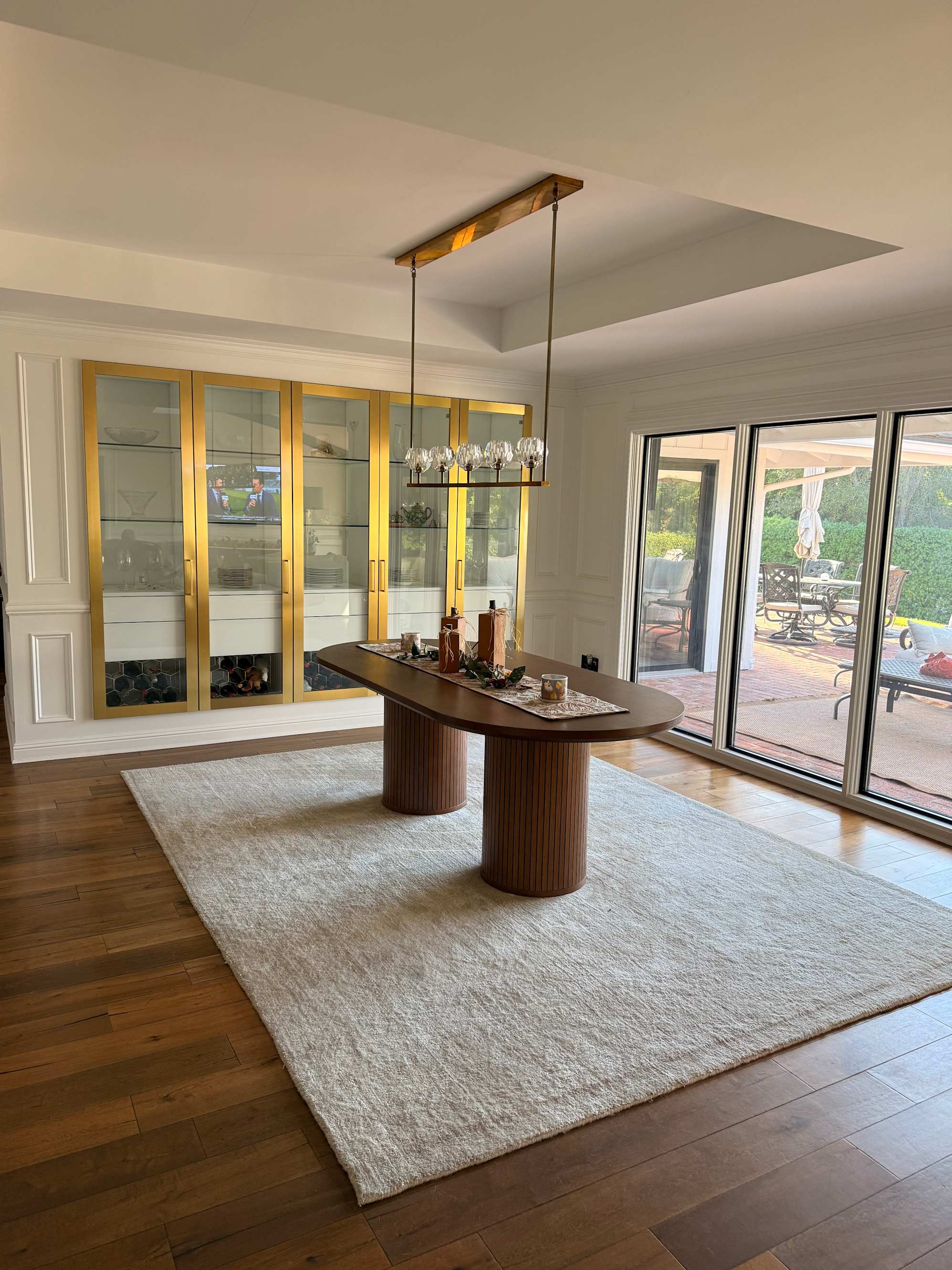 Beautiful Harper dining room table