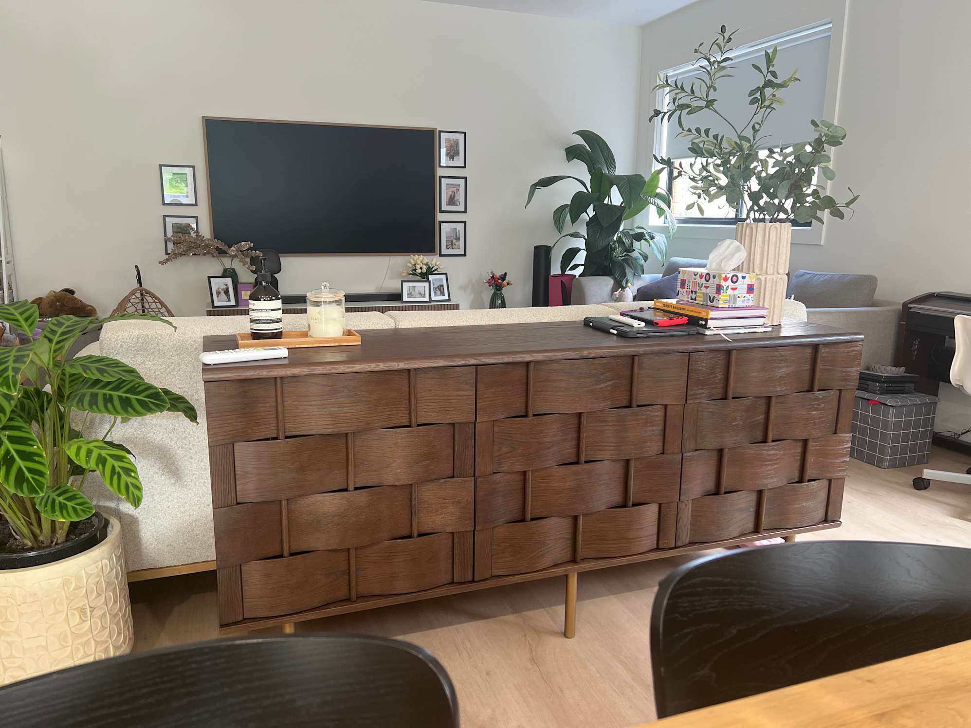 Beautiful, high quality sideboard