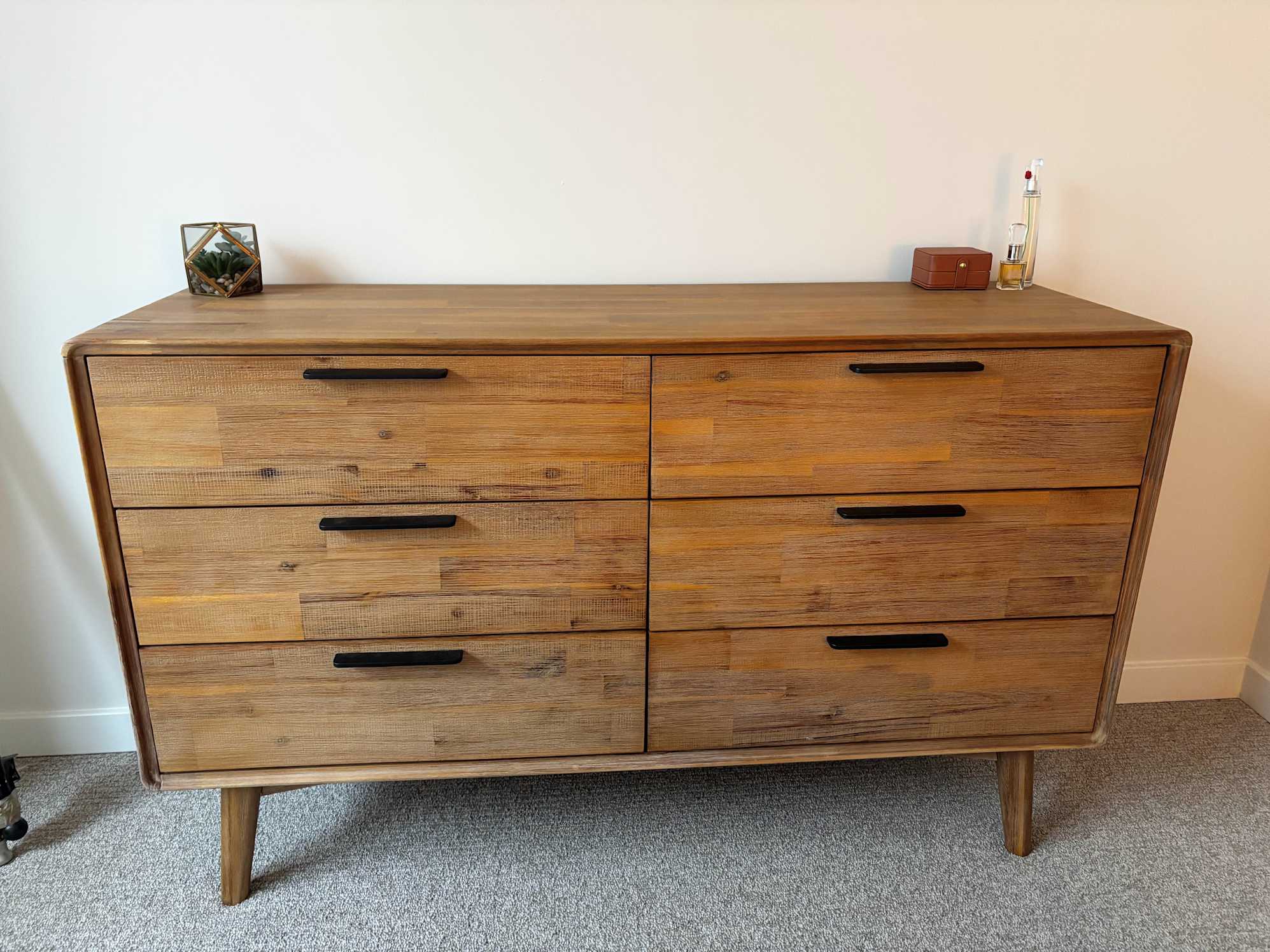 Sturdy and stylish dresser