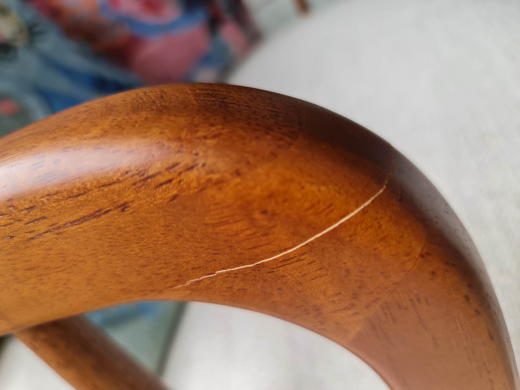 Poor quality work. Defective n cracked woodwork delivered