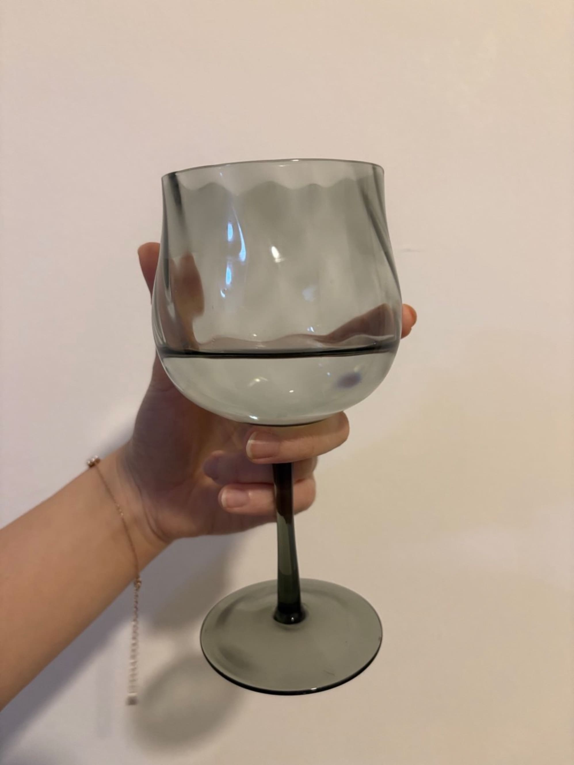 Elegant but Surprisingly Sturdy for Hosting