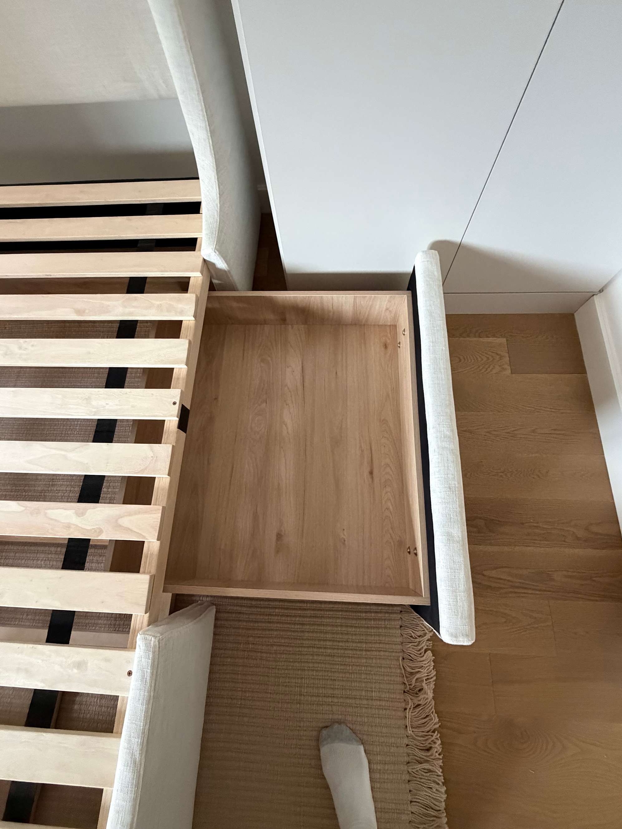 review from Fulfills design and storage needs efficiently