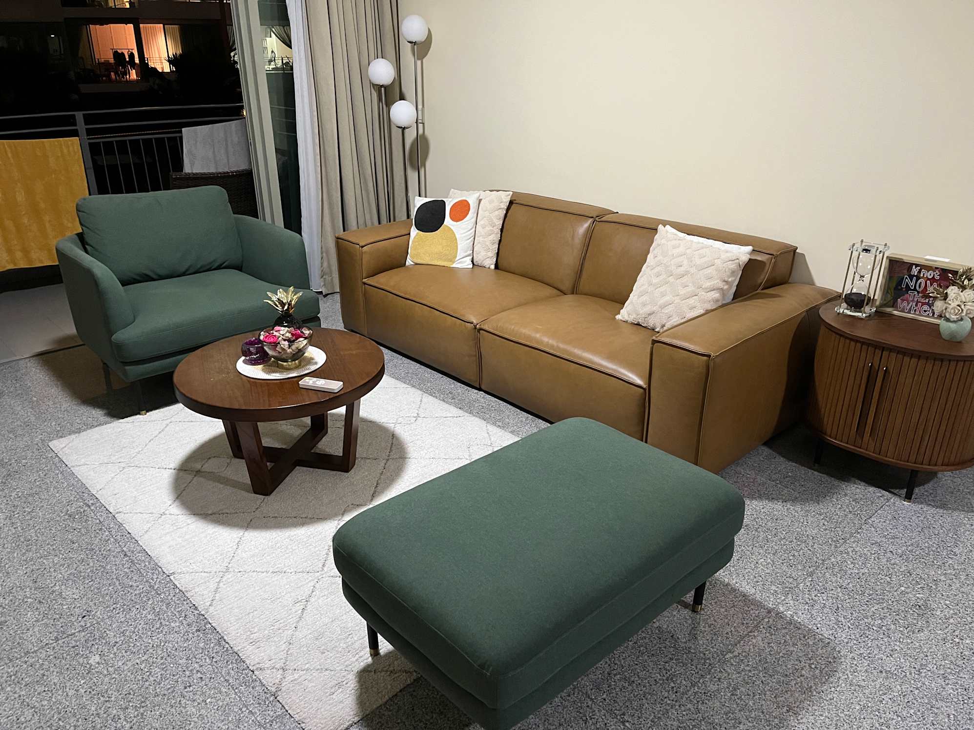 Sofa’s and Side Table