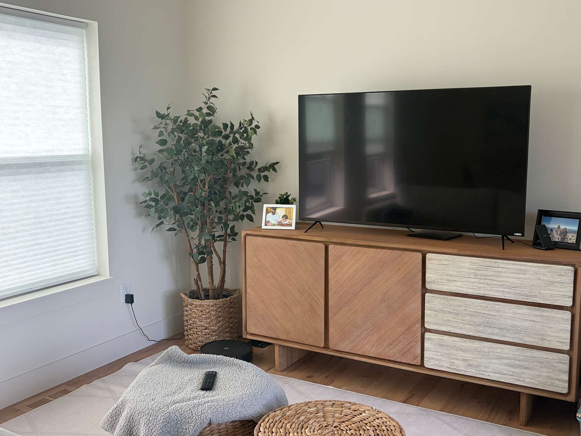 review from Great addition to our TV room!