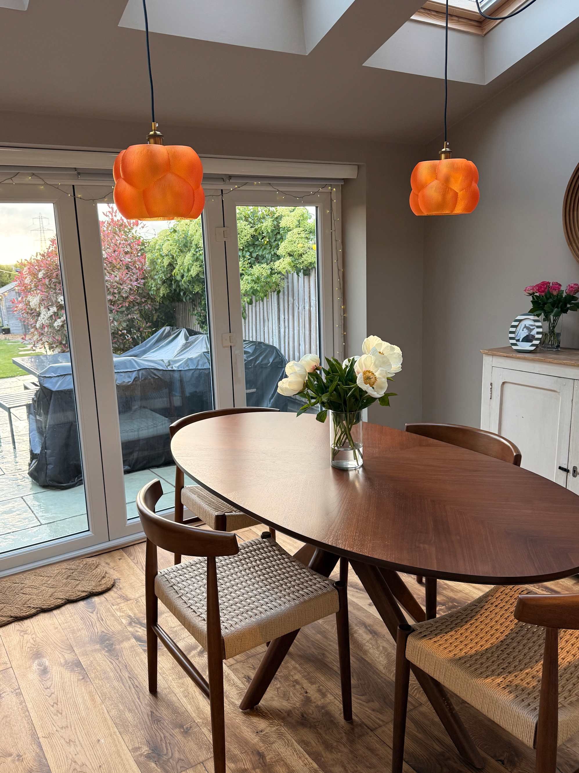 review from Beautiful table and chairs