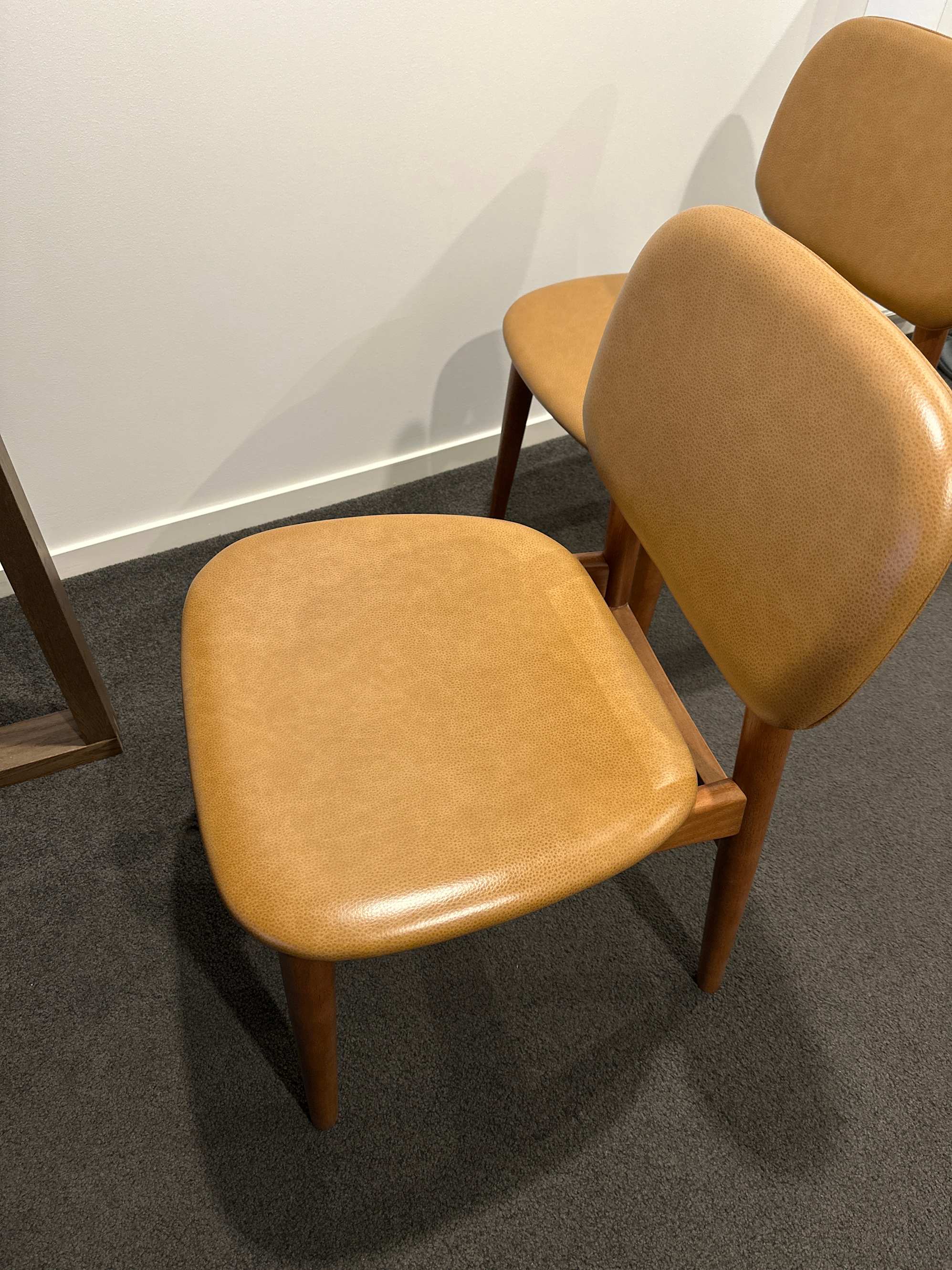 review from Good comfy leather