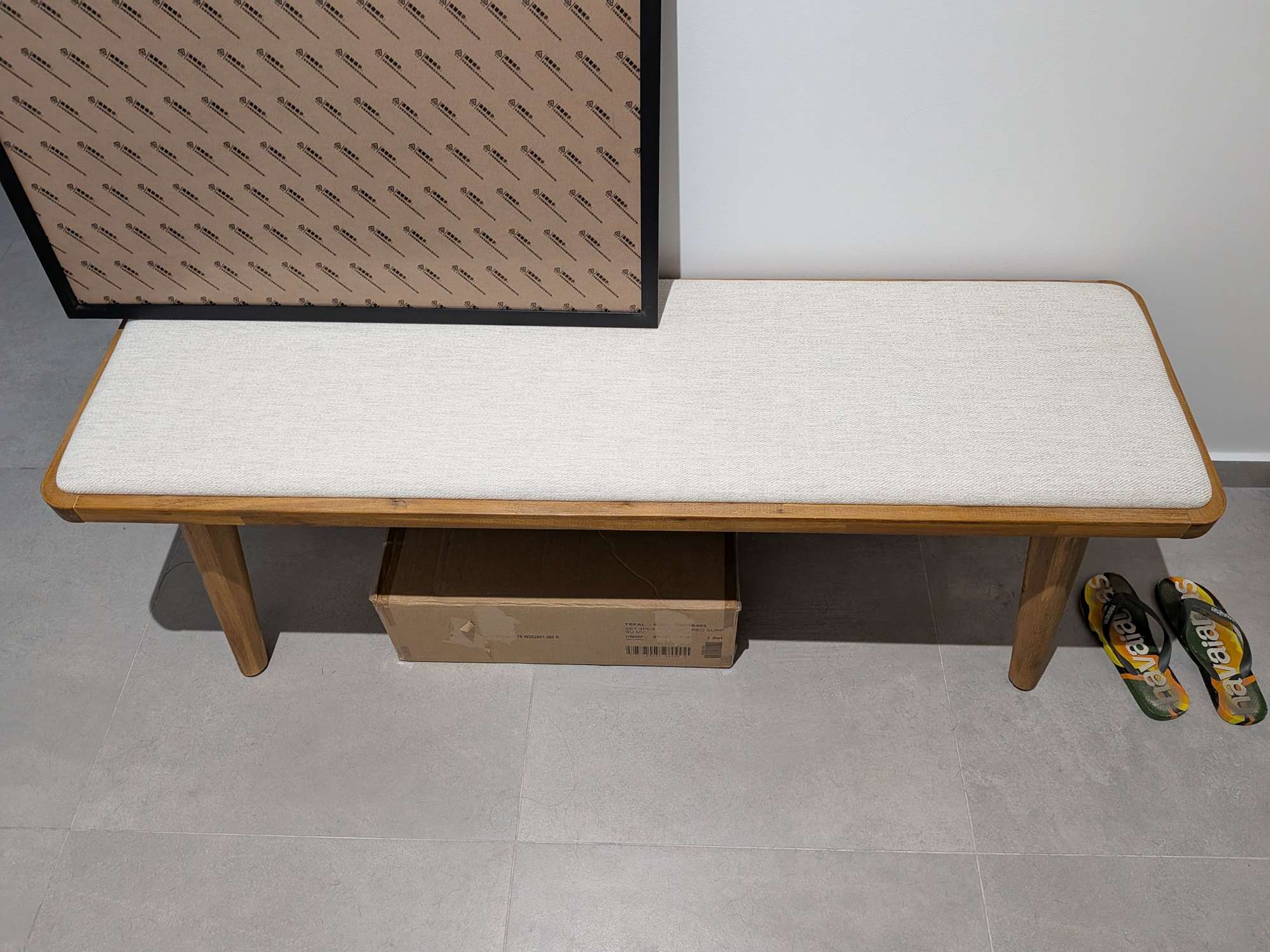 Perfect size as entry bench