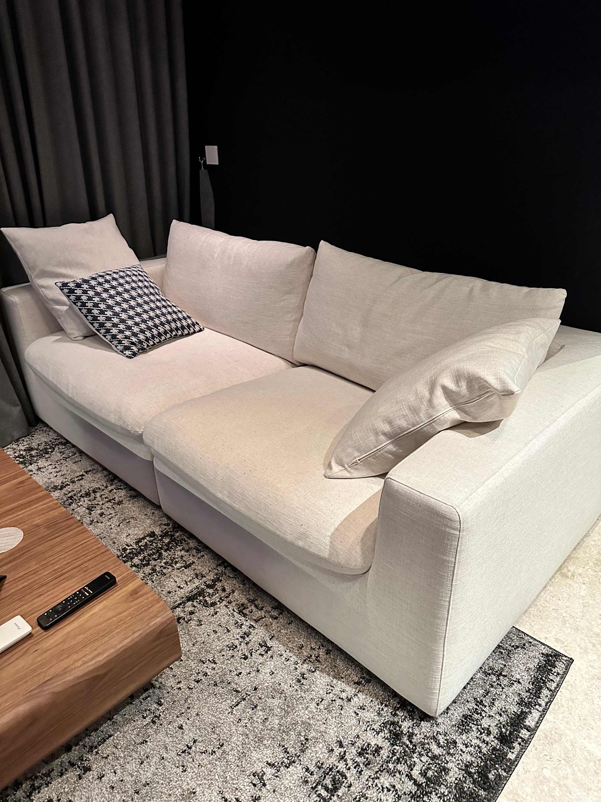 review from Comfy and chic