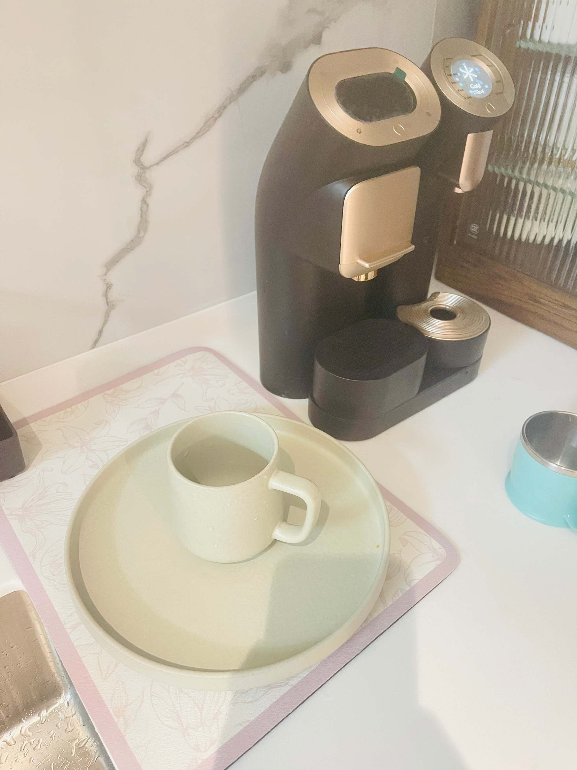 review from Diningware set 