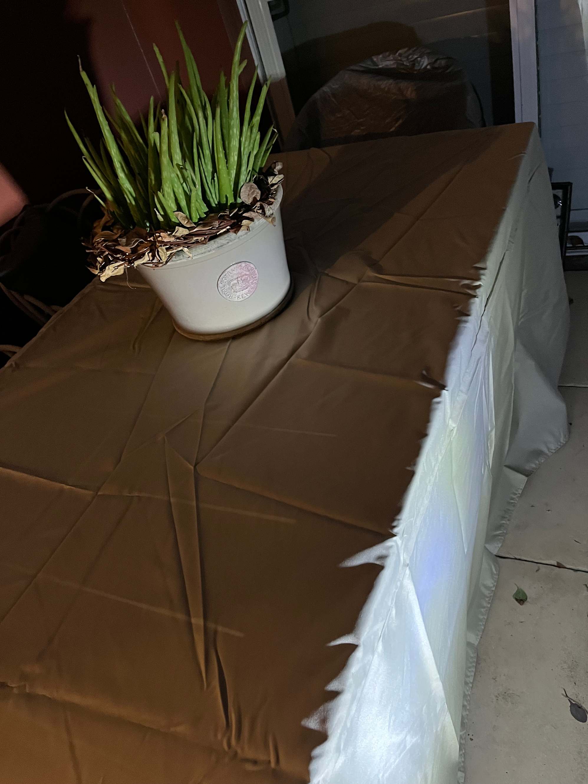 Neat Table Cover