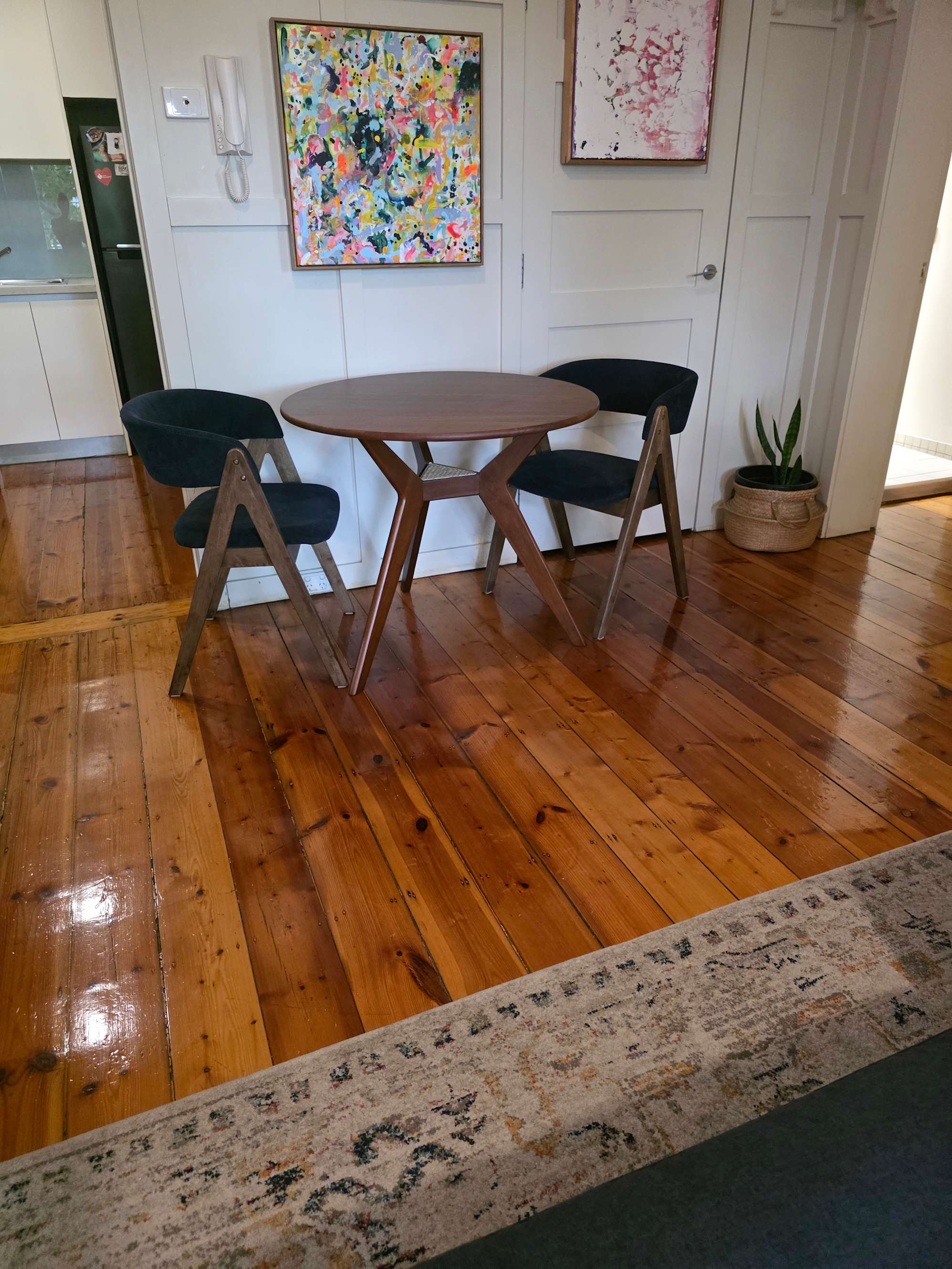 review from Perfect table for smaller spaces
