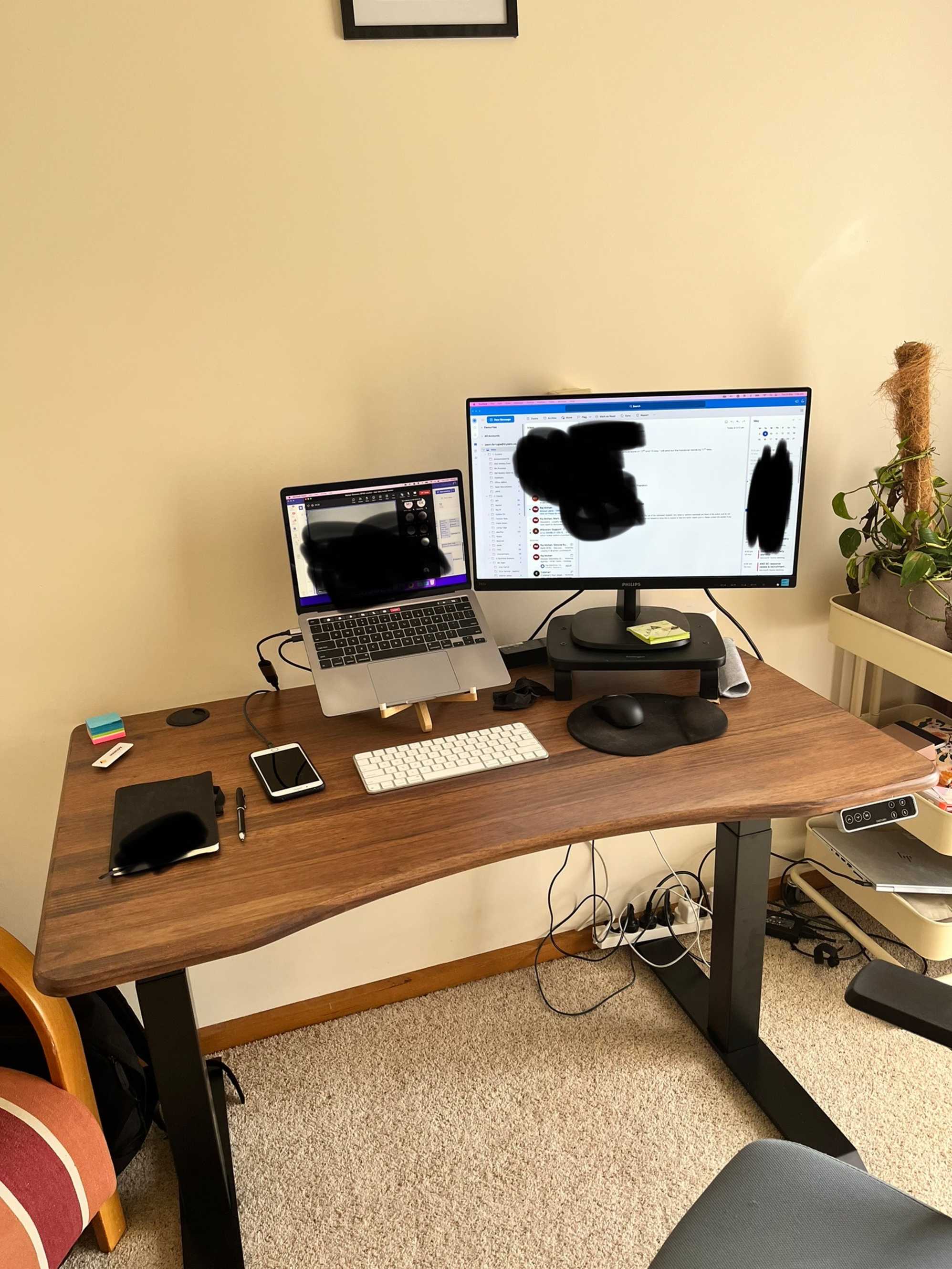 An amazing desk!