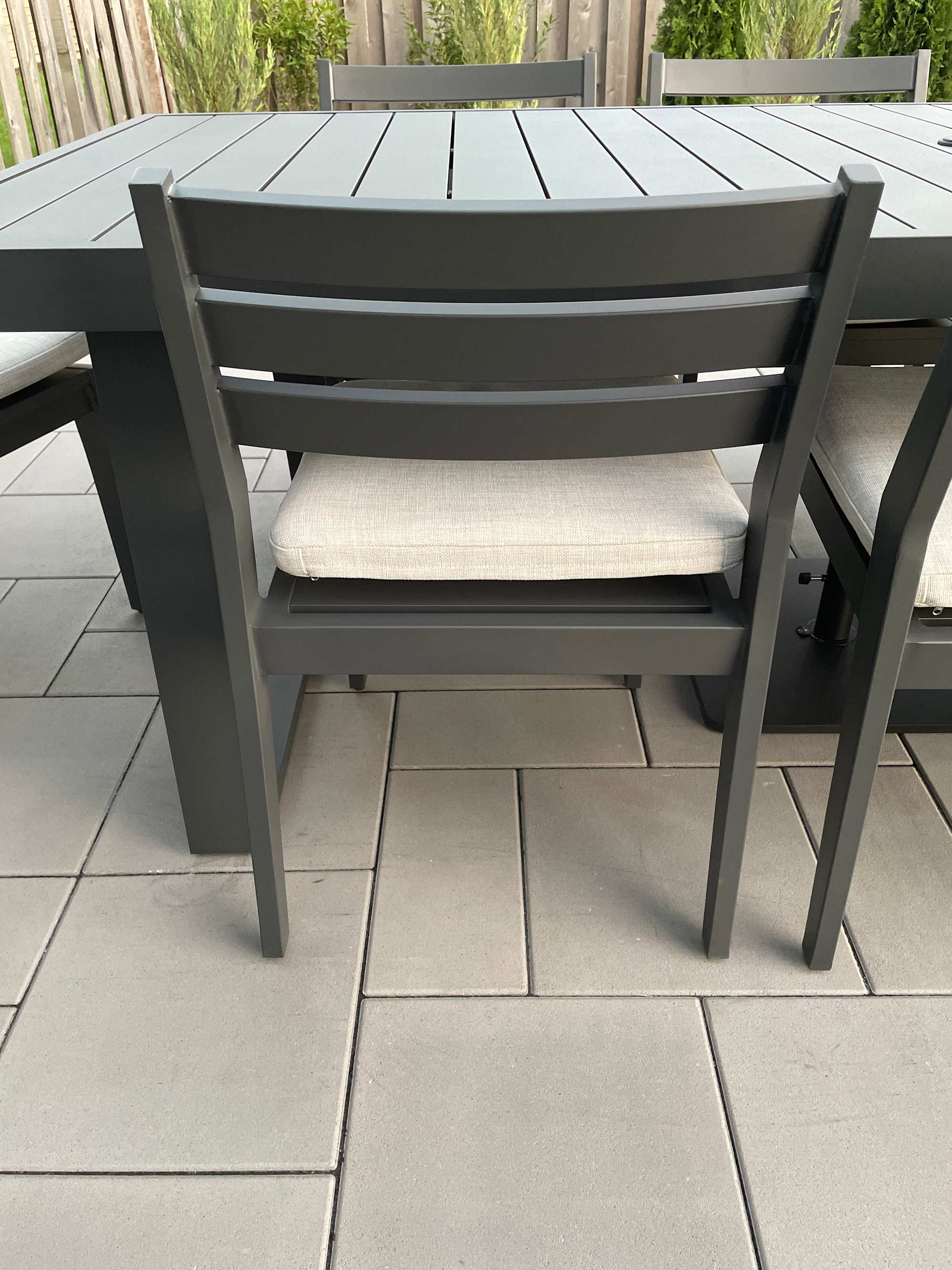 Rio Aluminum Table