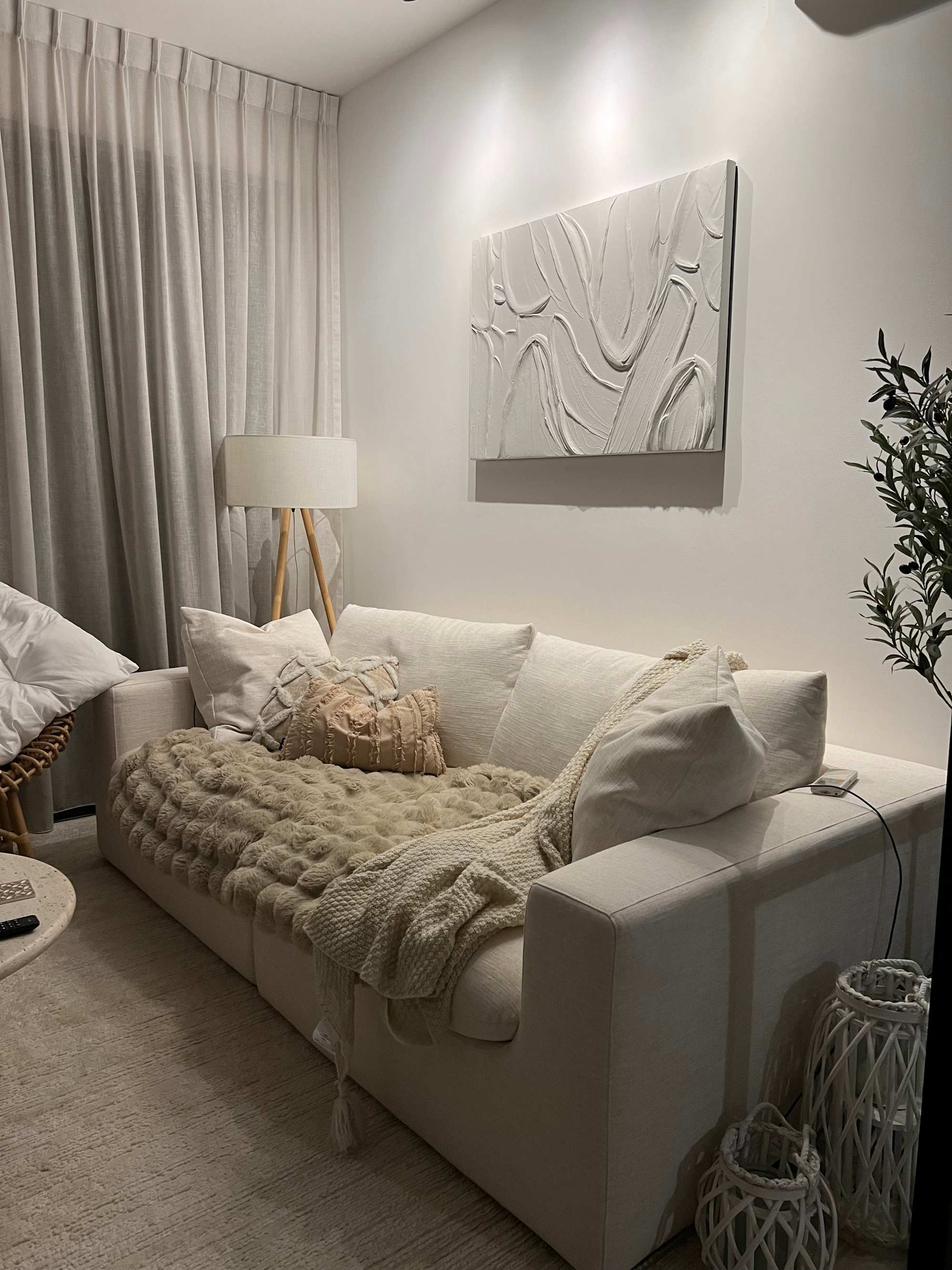 review from Very comfortable sofa, we love it