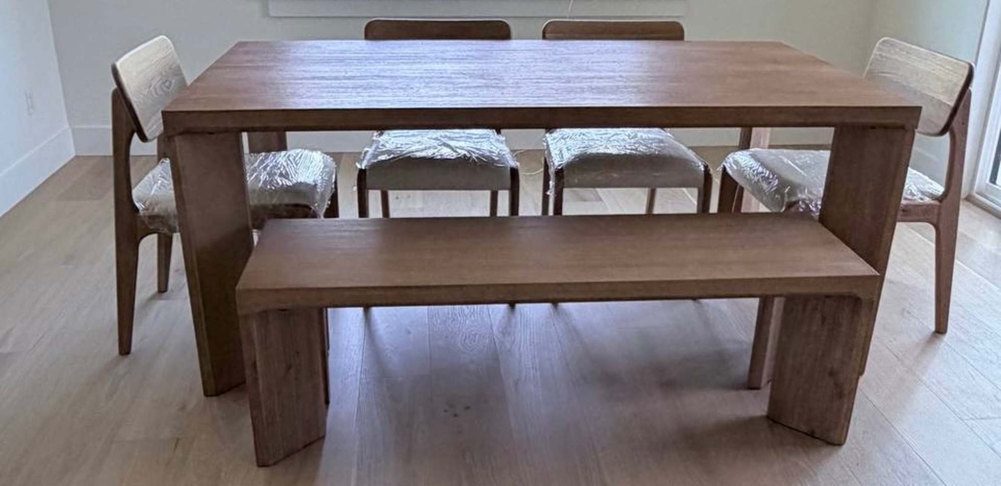 Looks great with Casa table
