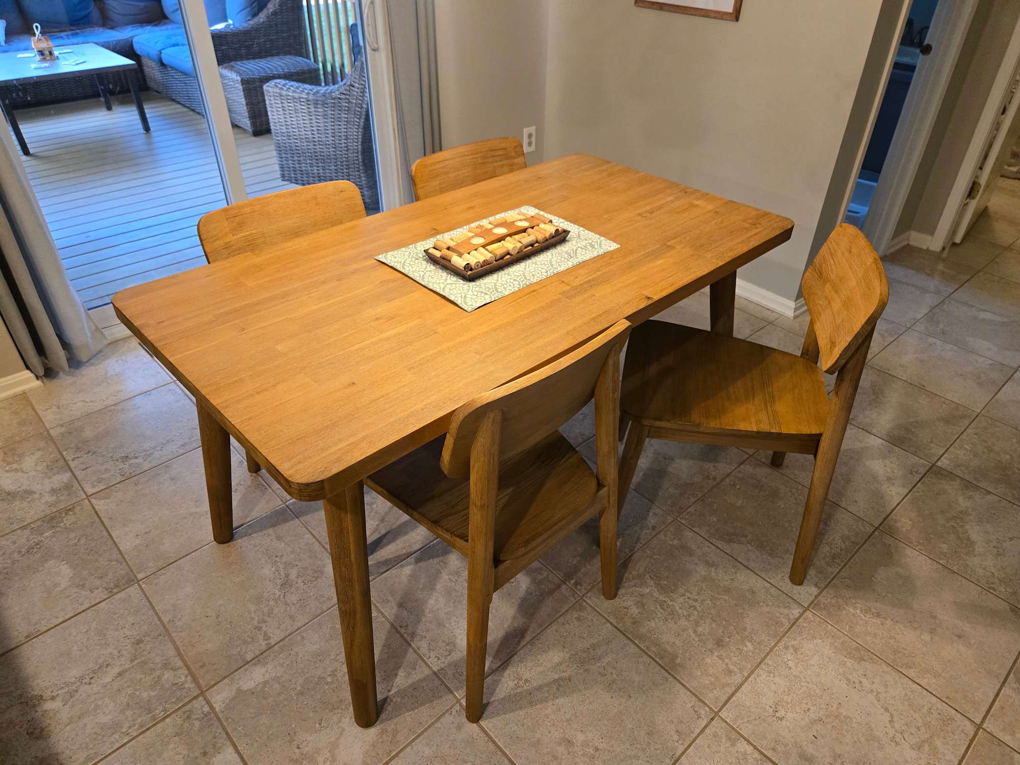 Great quality table set
