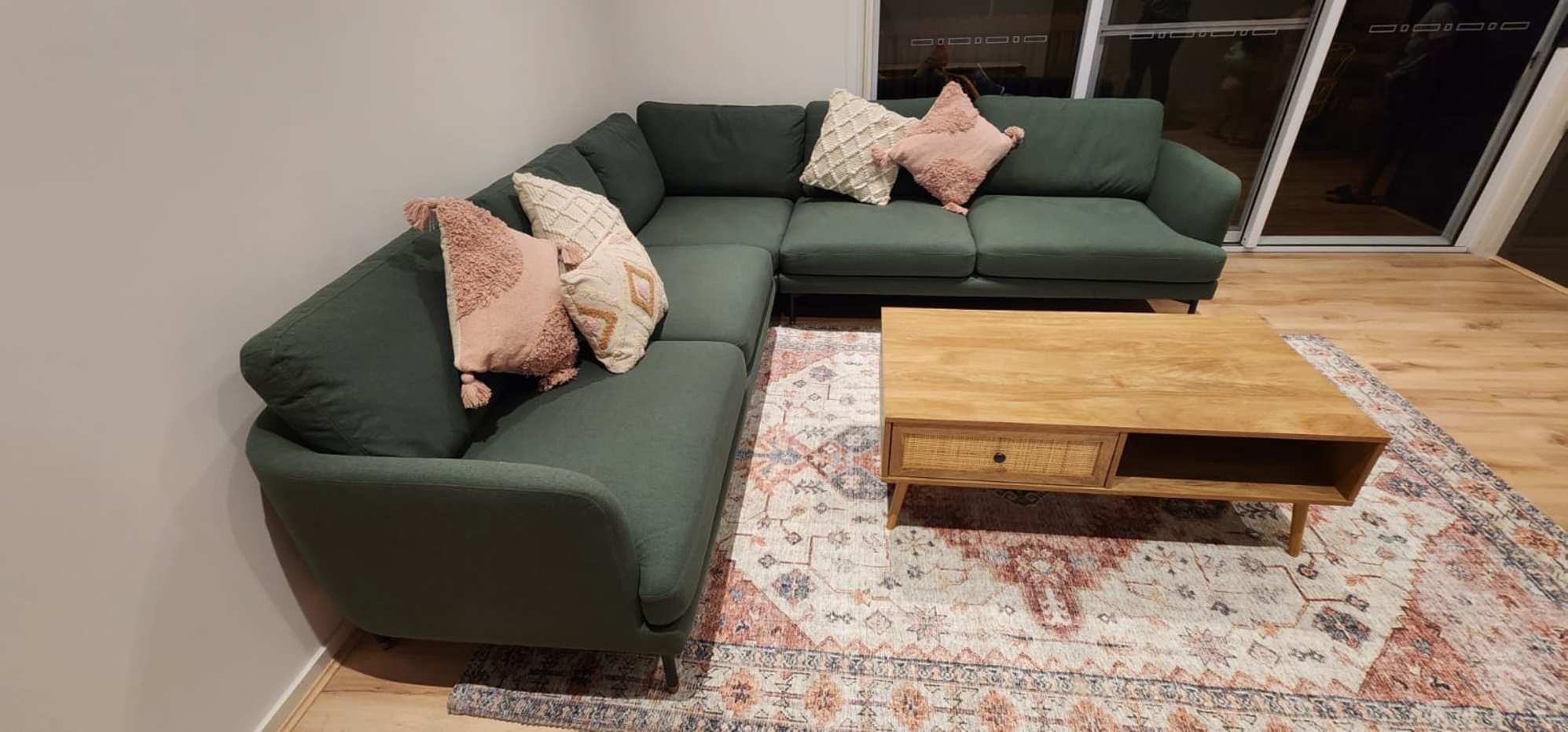 review from Great quality and fabulous looking sofa!