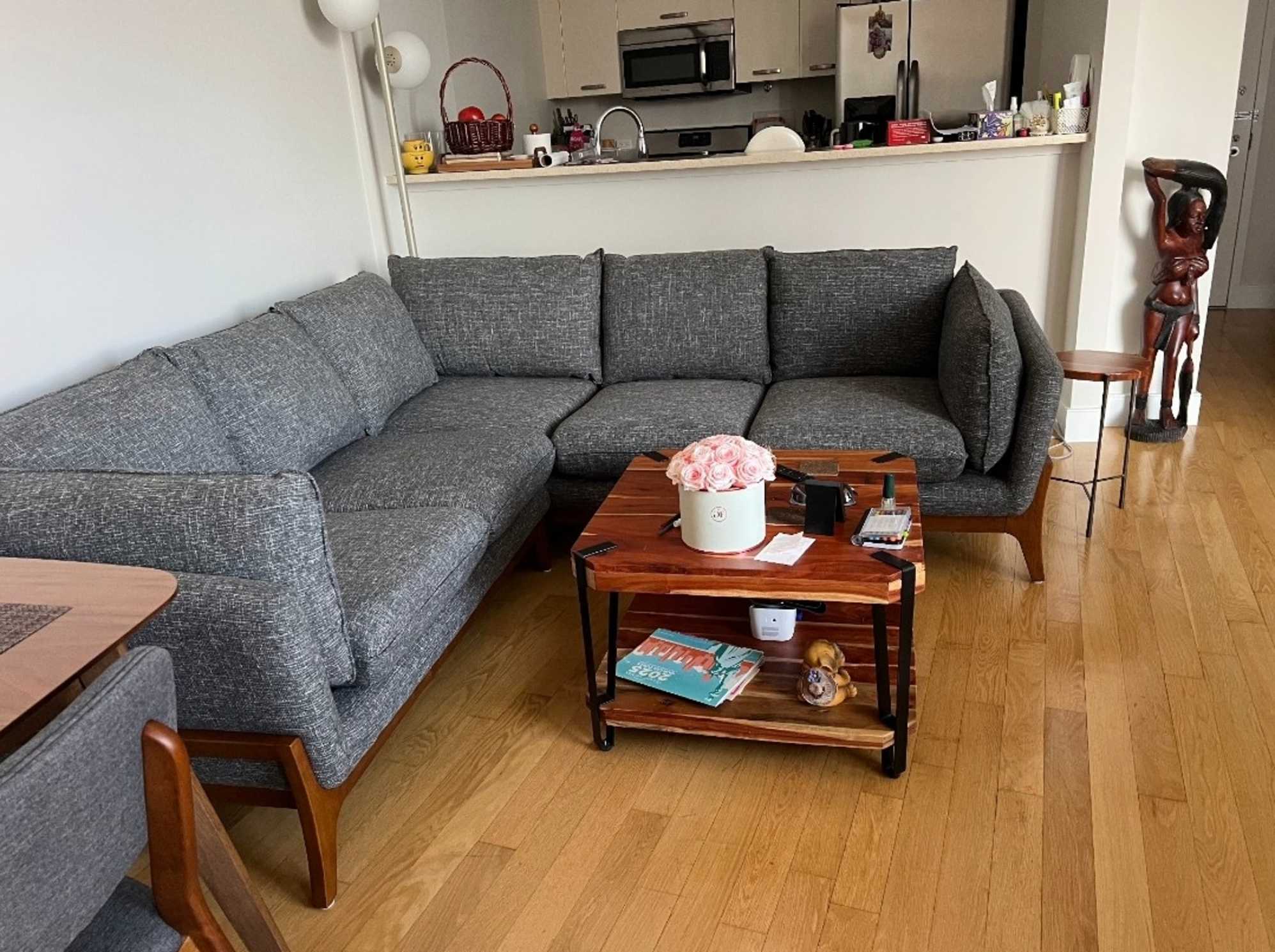 review from Beautiful well built couch