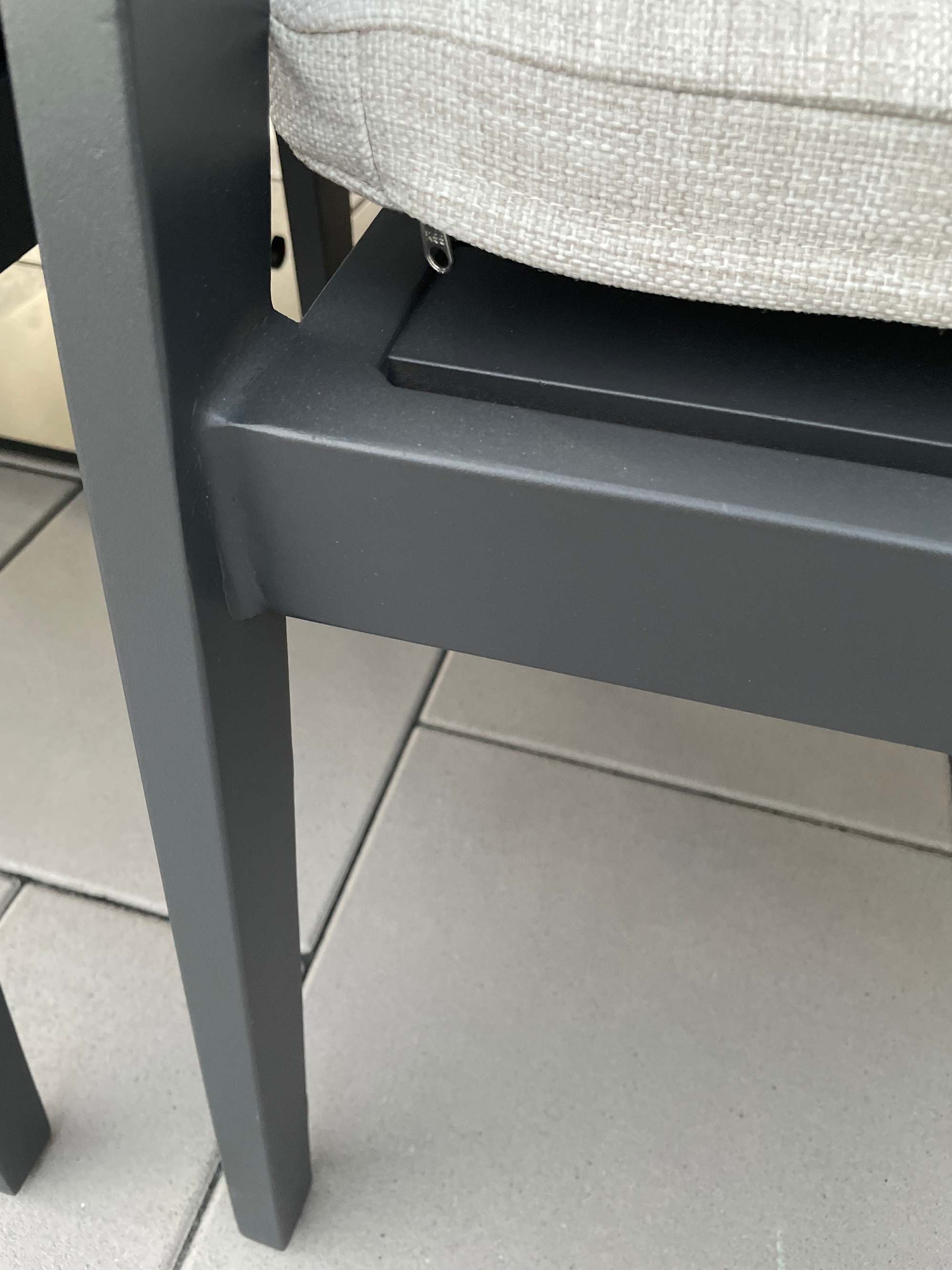 Rio Aluminum Table