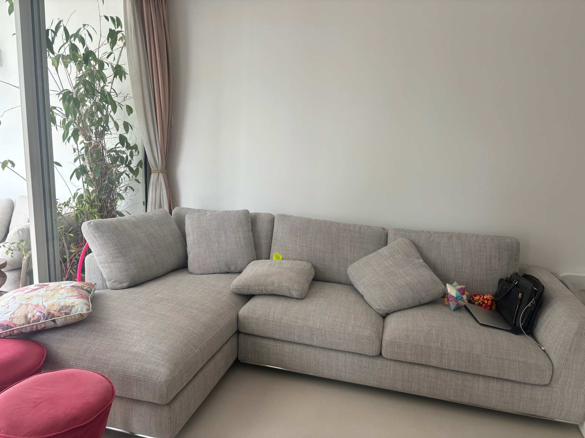Great sturdy sofa