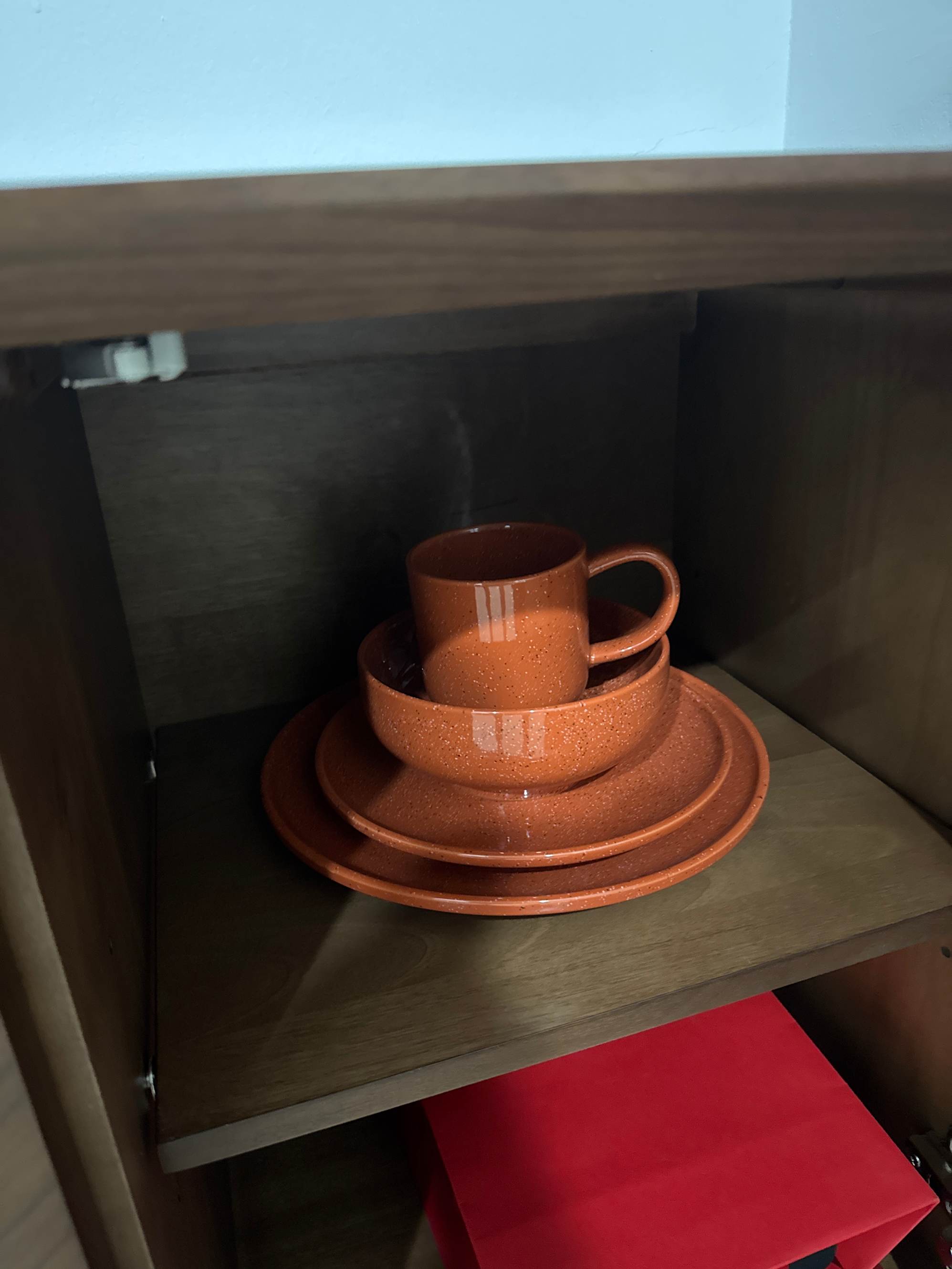 Lobster dinner ware