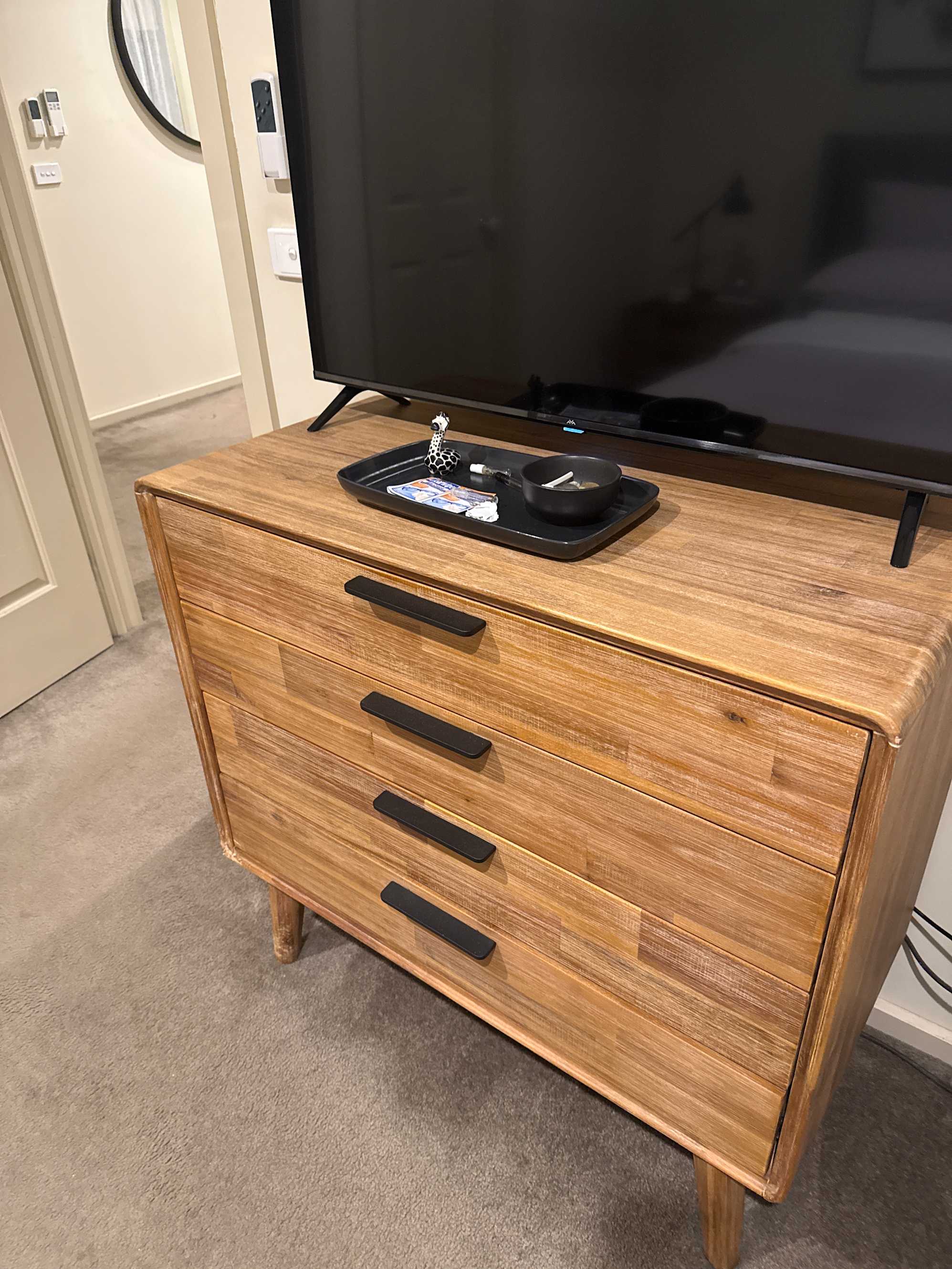 Great quality dresser