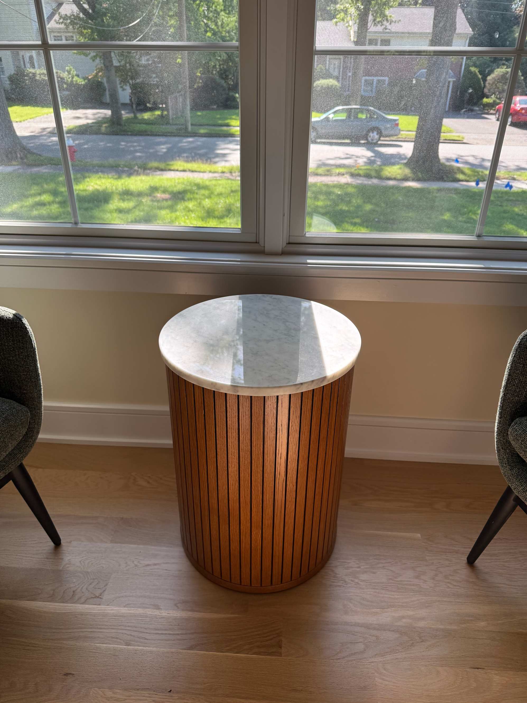 Pretty side table