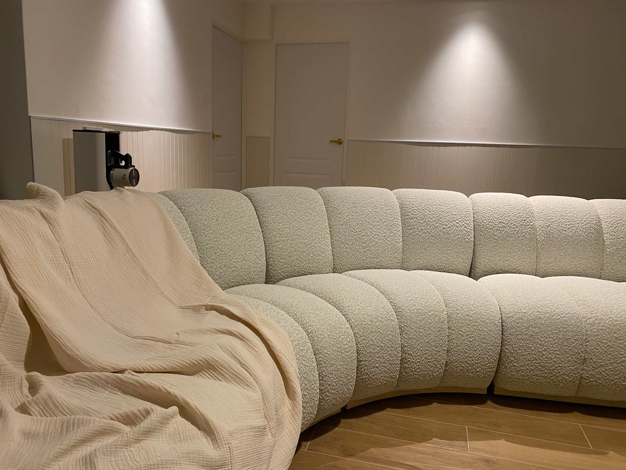 review from Statement curved sofa with interesting material