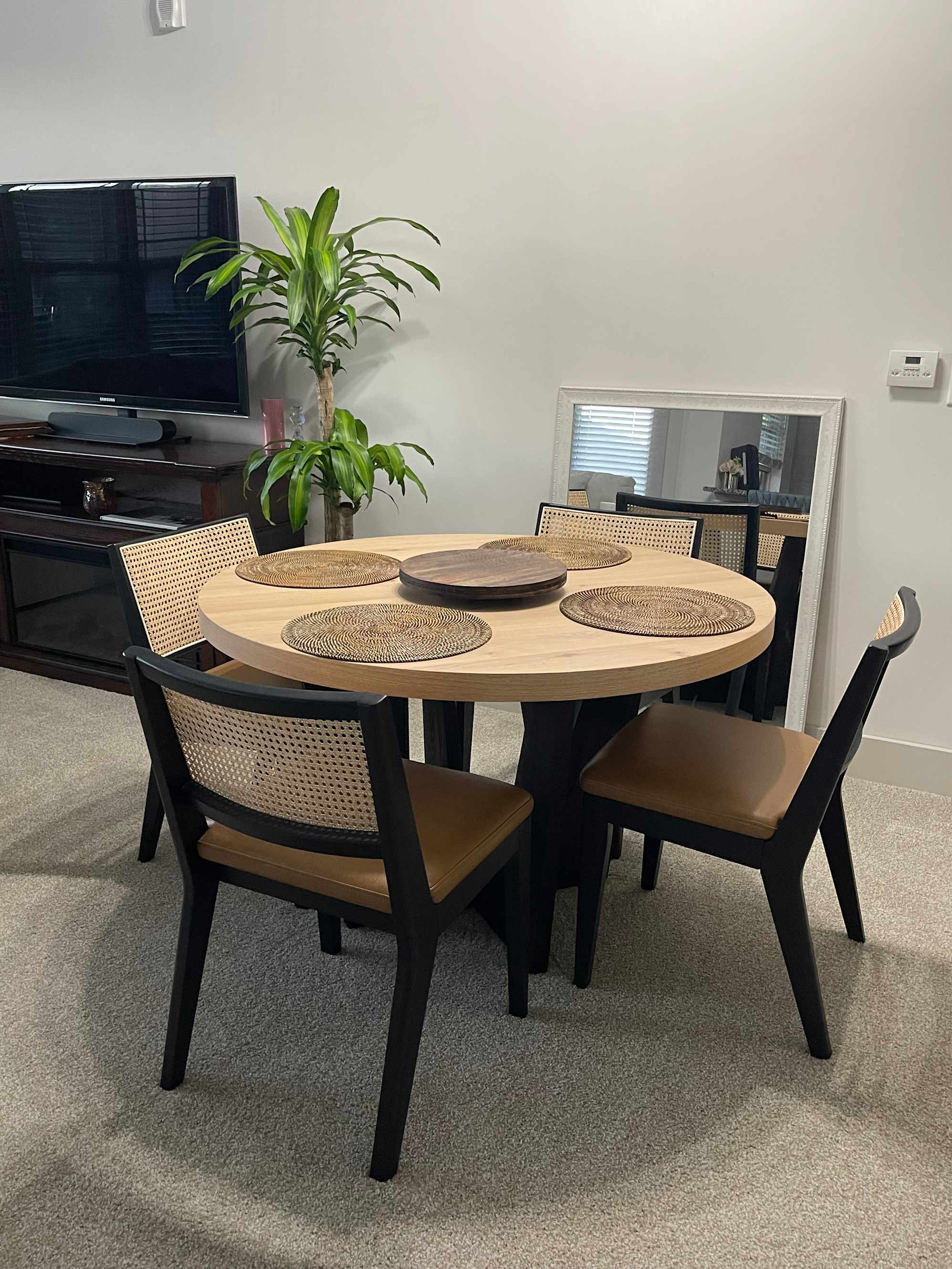 Gorgeous table 
