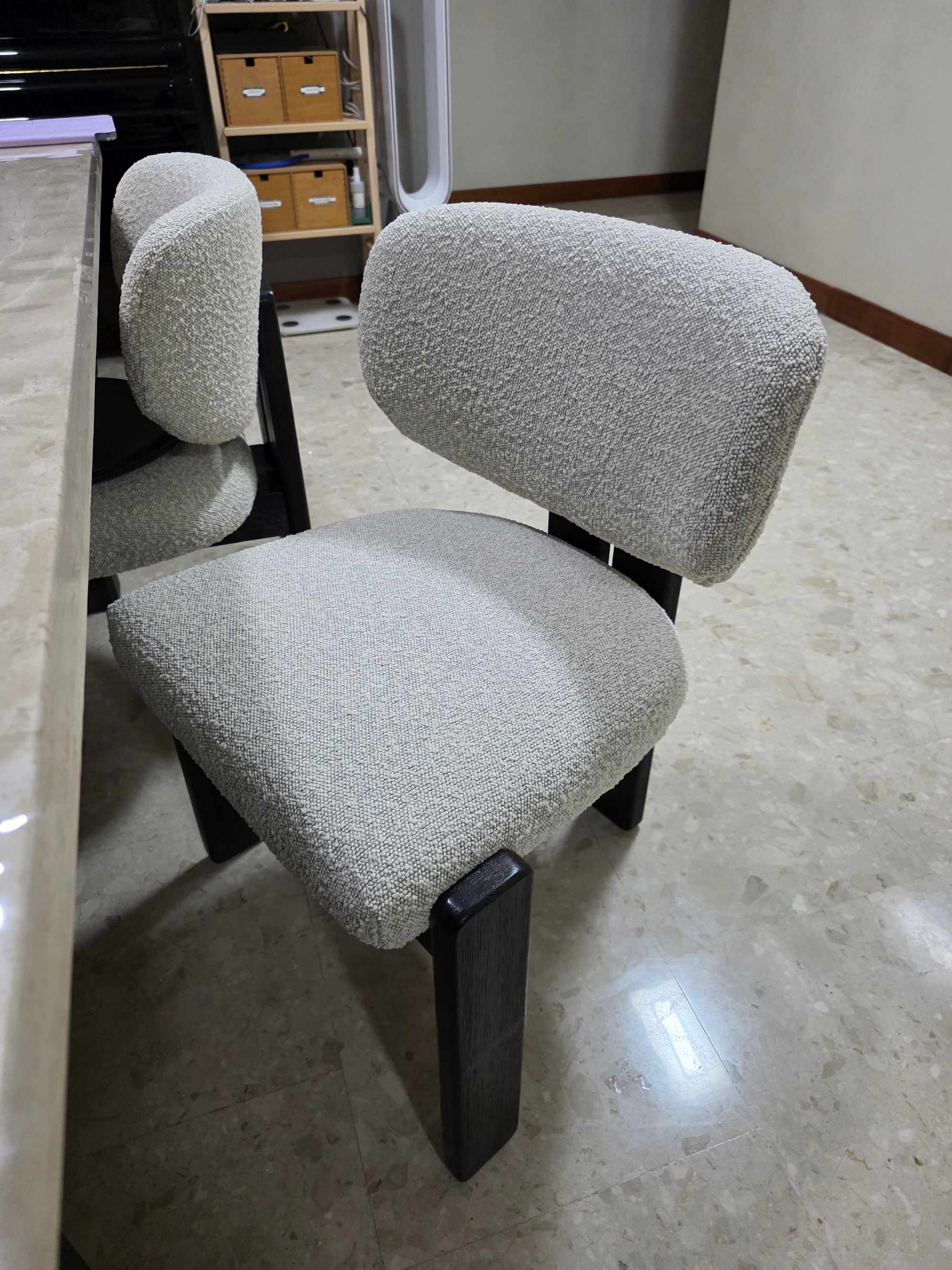 review from Exquisite chairs and bench