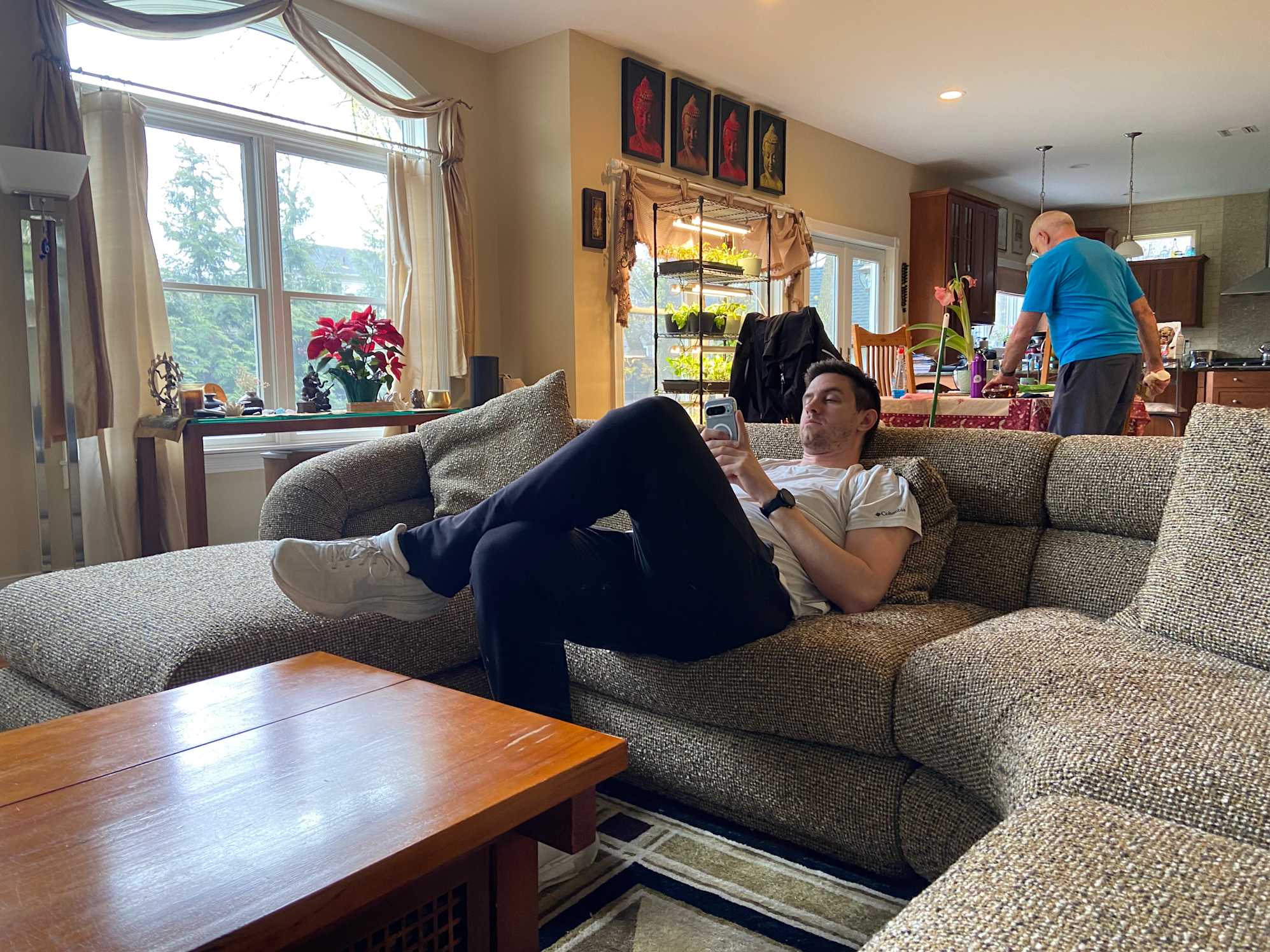 Solari L-shaped sectional