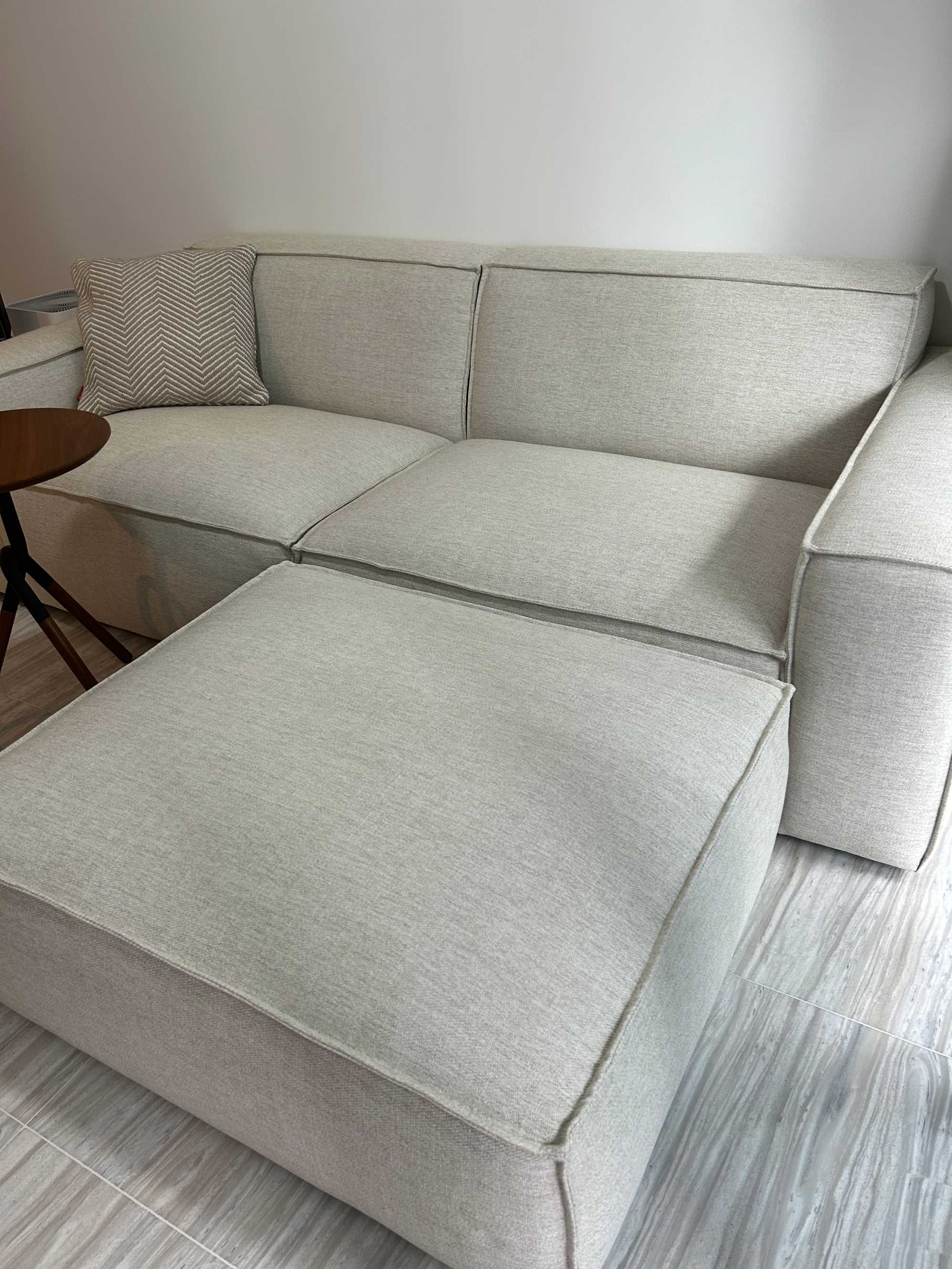 Beatiful spacious sofa