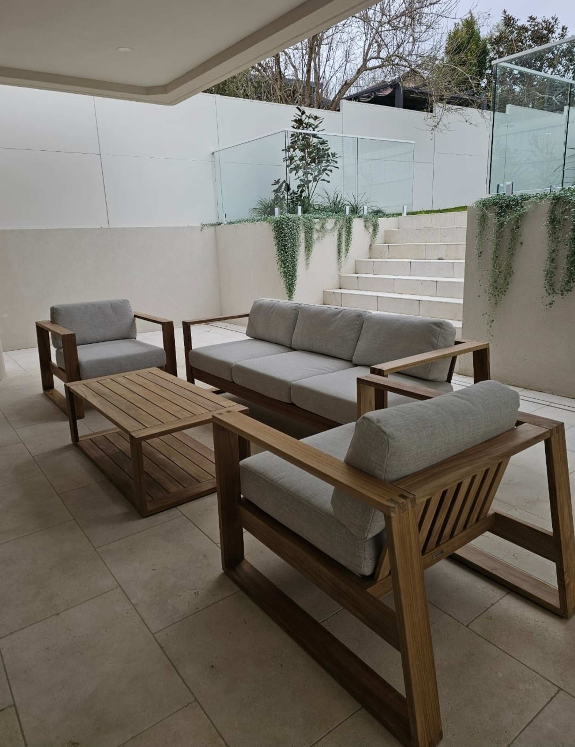 High quality outdoor set
