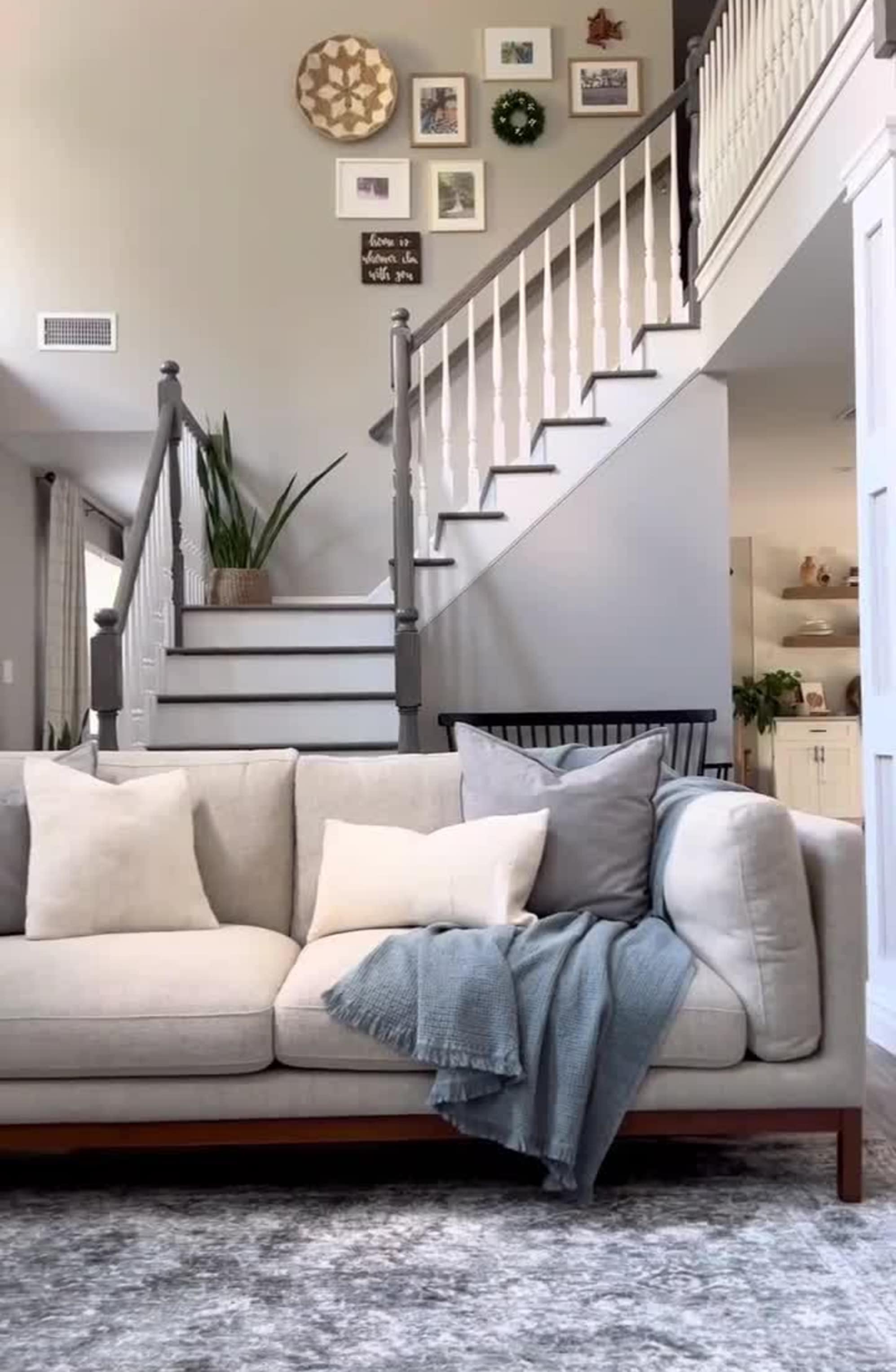 Instagram post by @ourhomeoncolonial - 3561