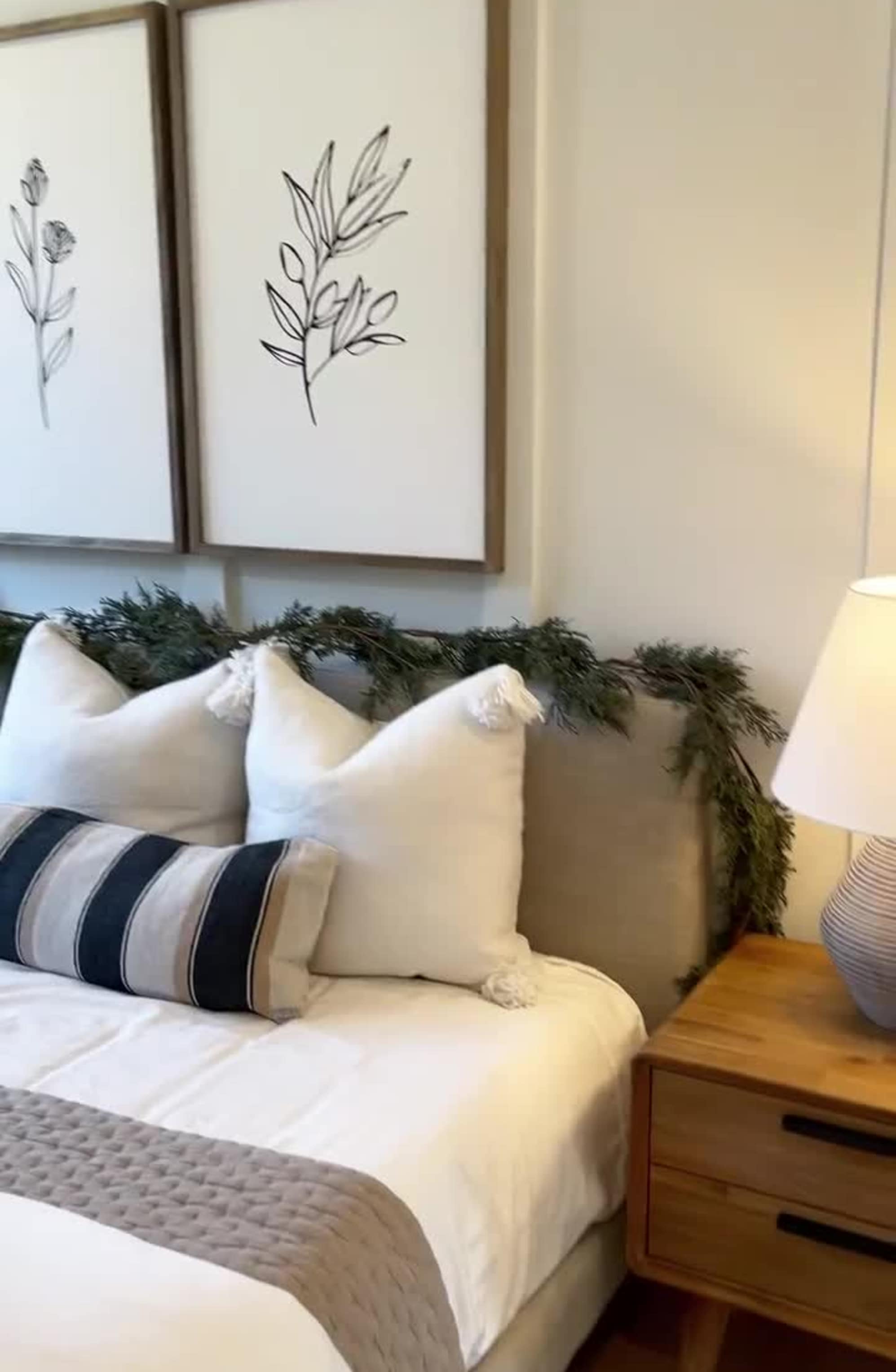Instagram post by @the.little.bird - 3395