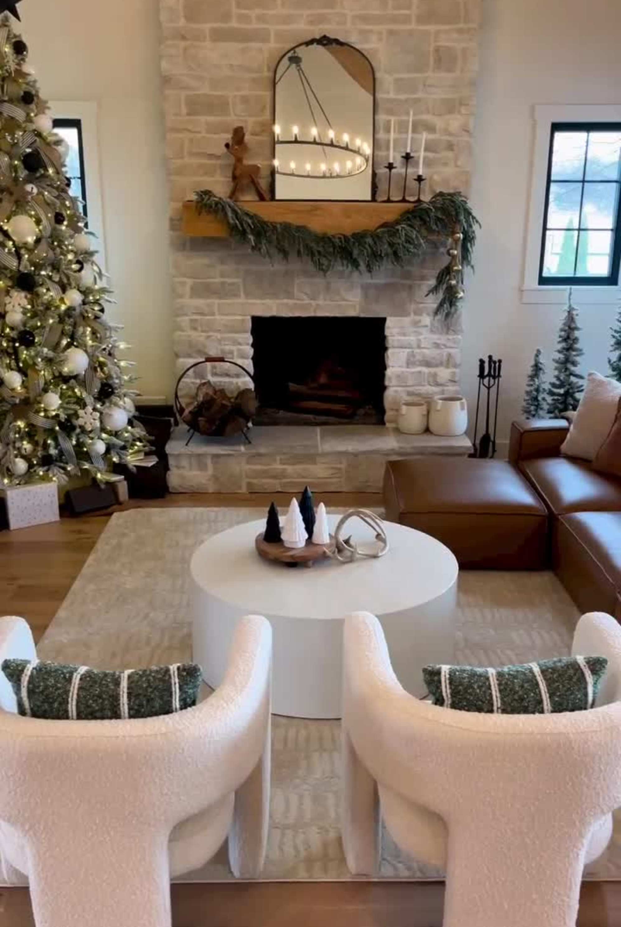 Instagram post by @myrusticmodernhome - 2061