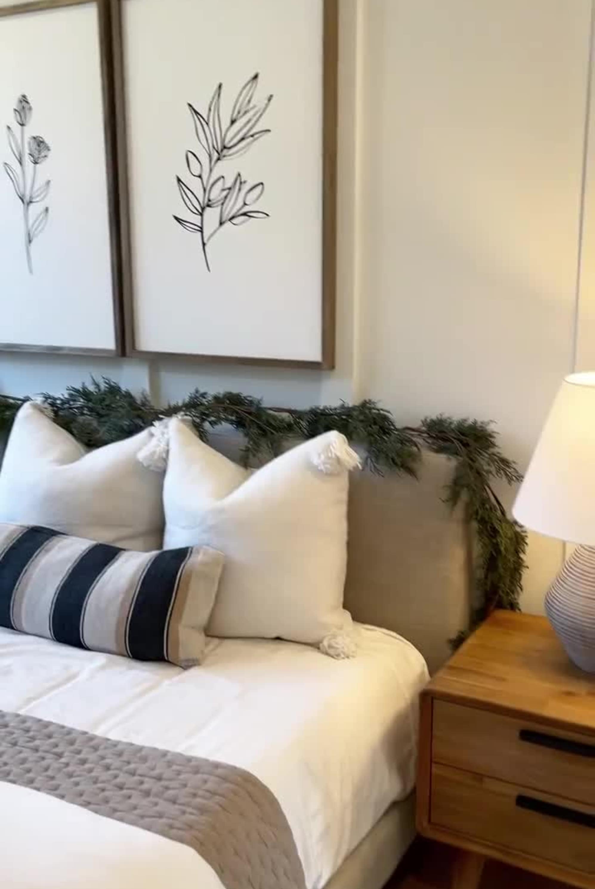 Instagram post by @the.little.bird - 3395