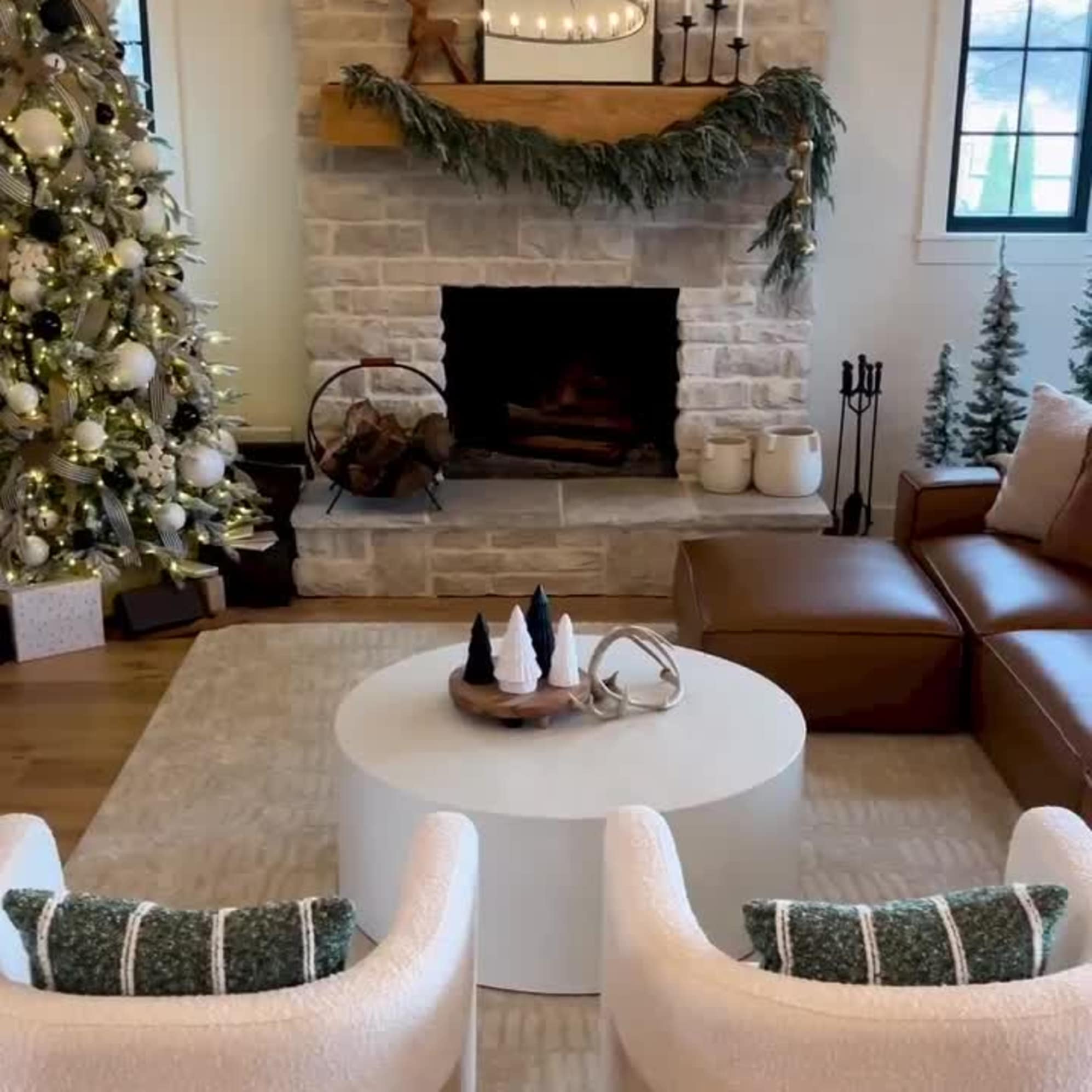 Instagram post by @myrusticmodernhome - 2162