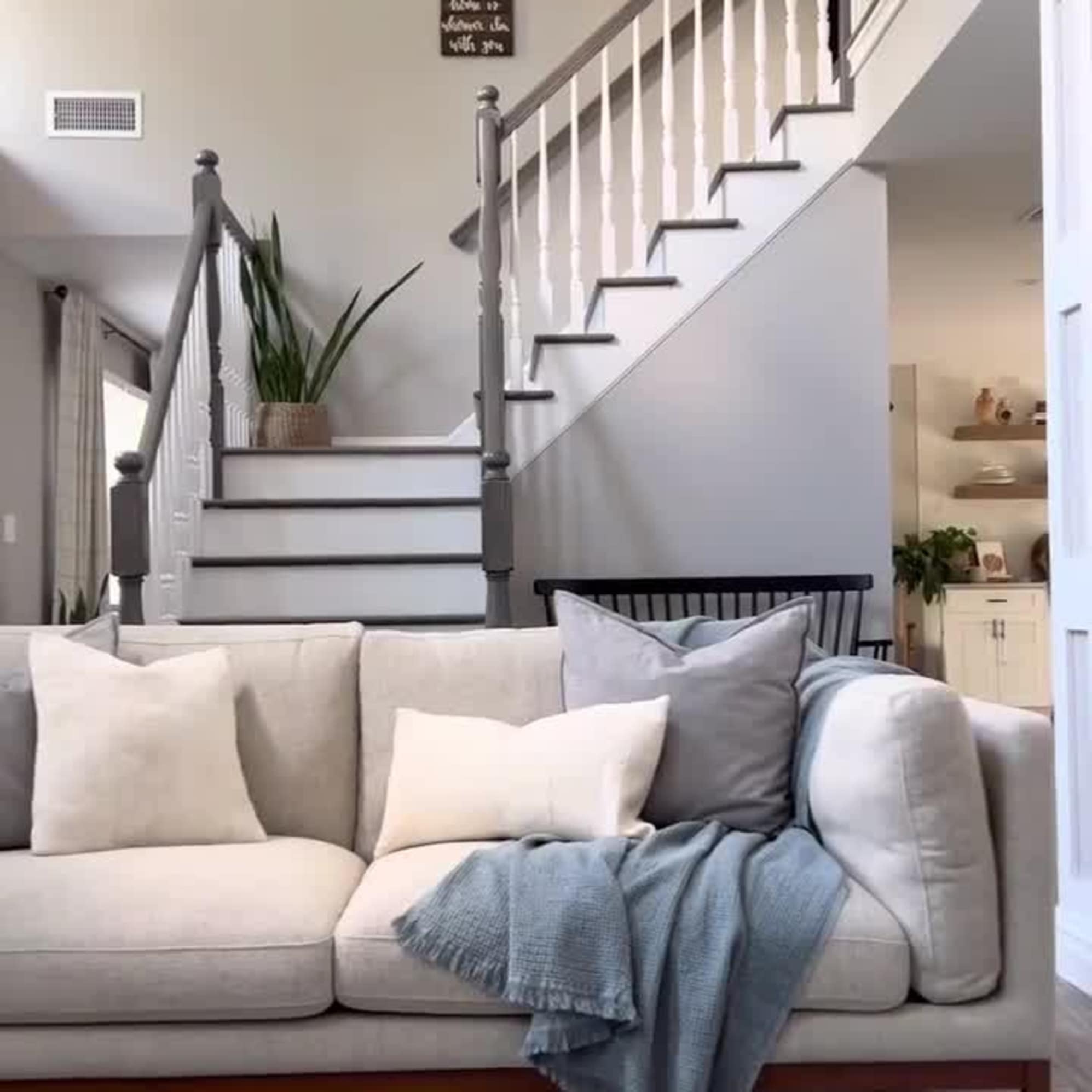 Instagram post by @ourhomeoncolonial - 3489
