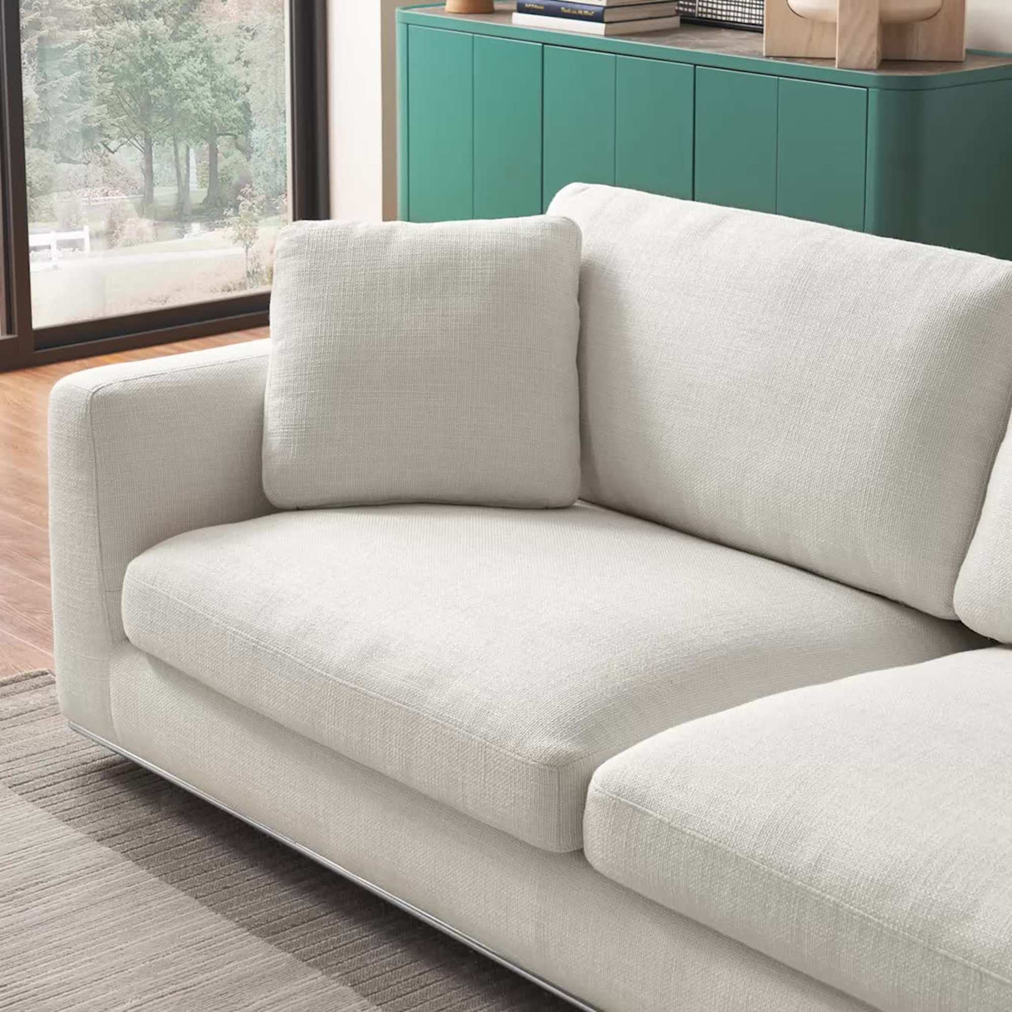 Hamilton Chaise Sectional Sofa with Storage Ottoman 6