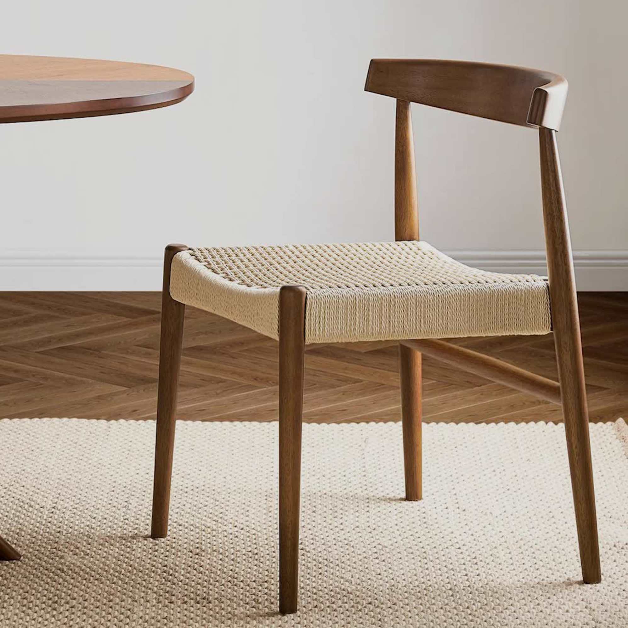 Brighton Oval Dining Table with 4 Austen Chairs 5