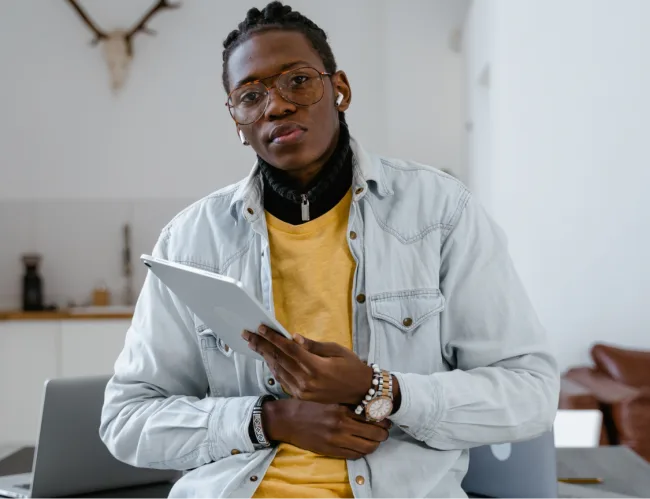 Keep track of your Orders & Customers