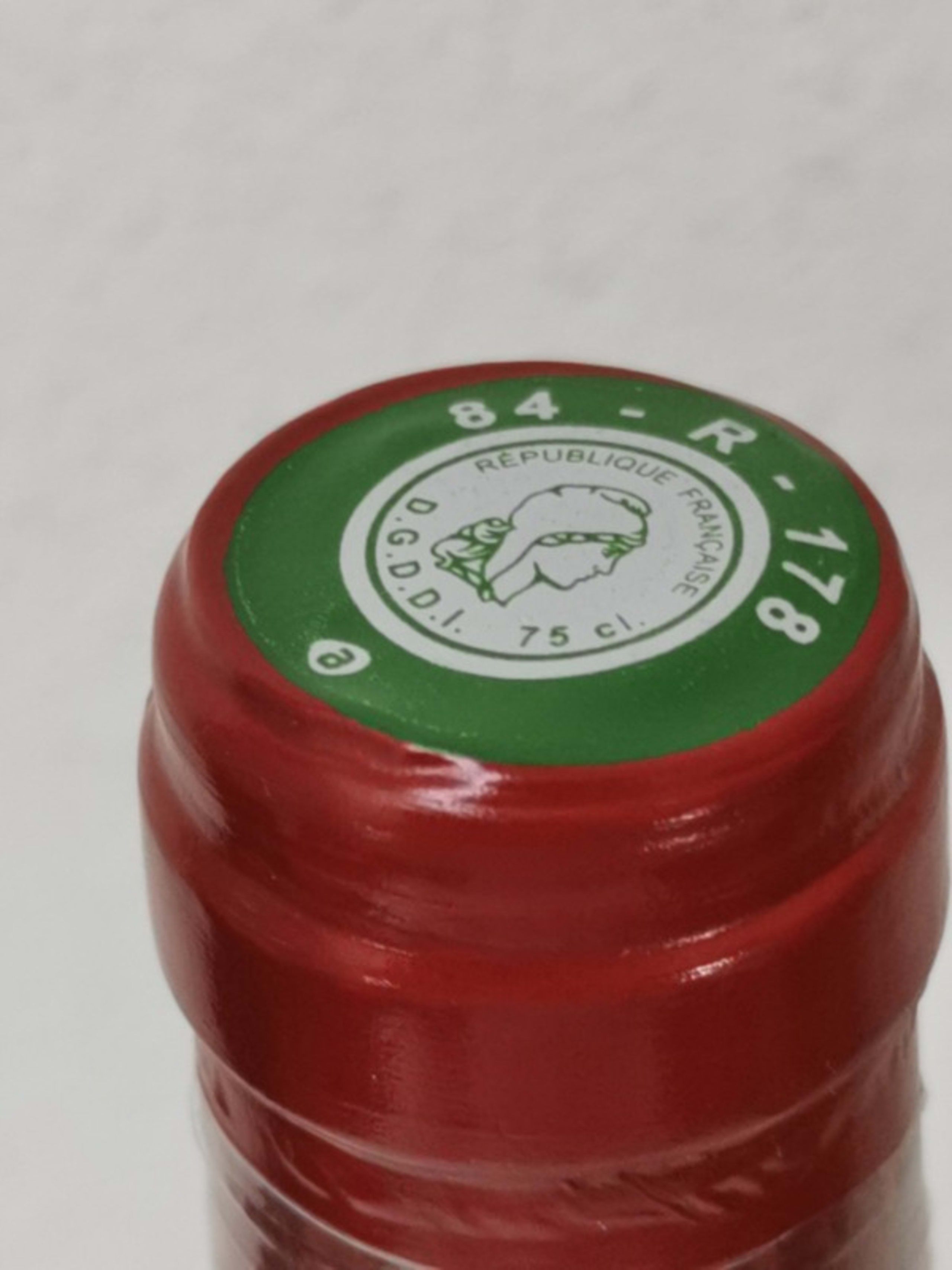 Caps