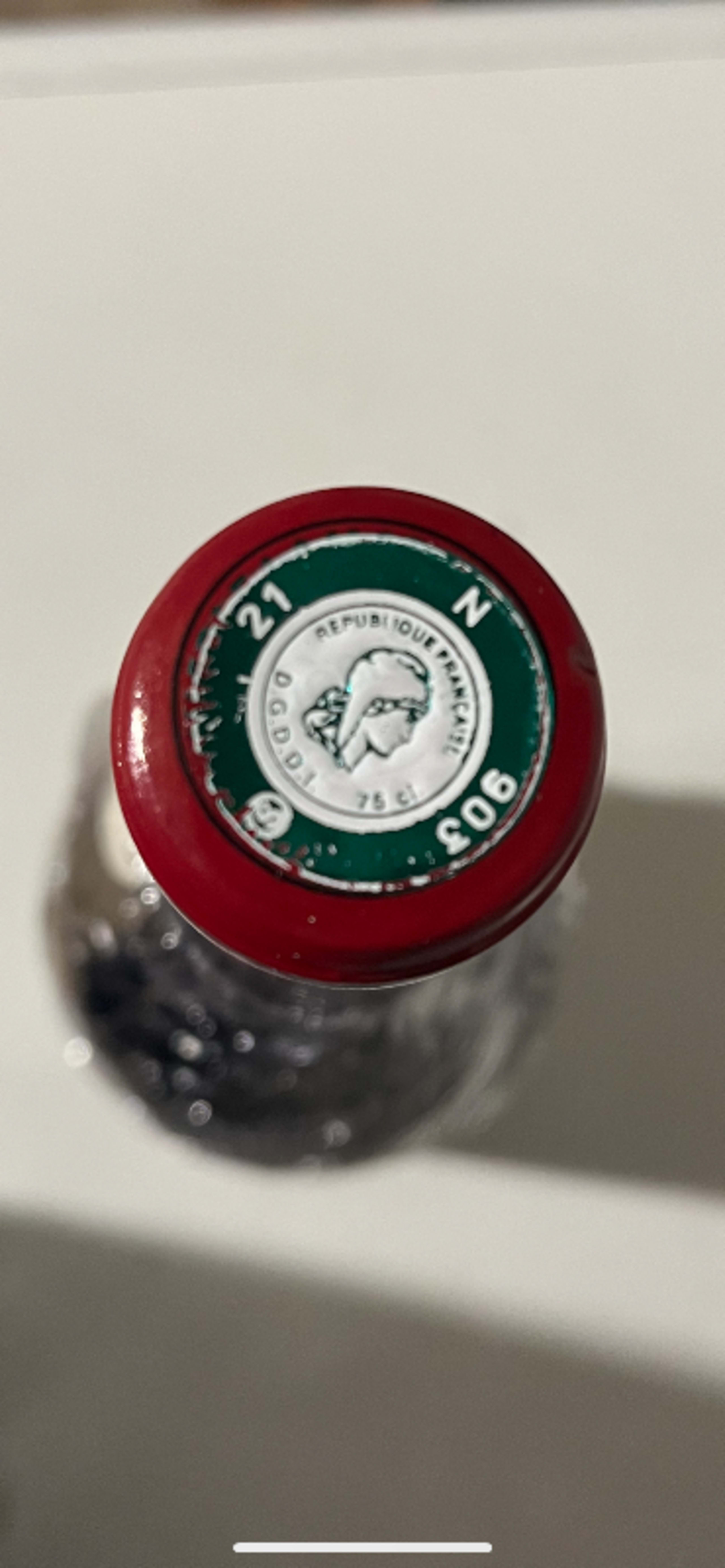 Caps