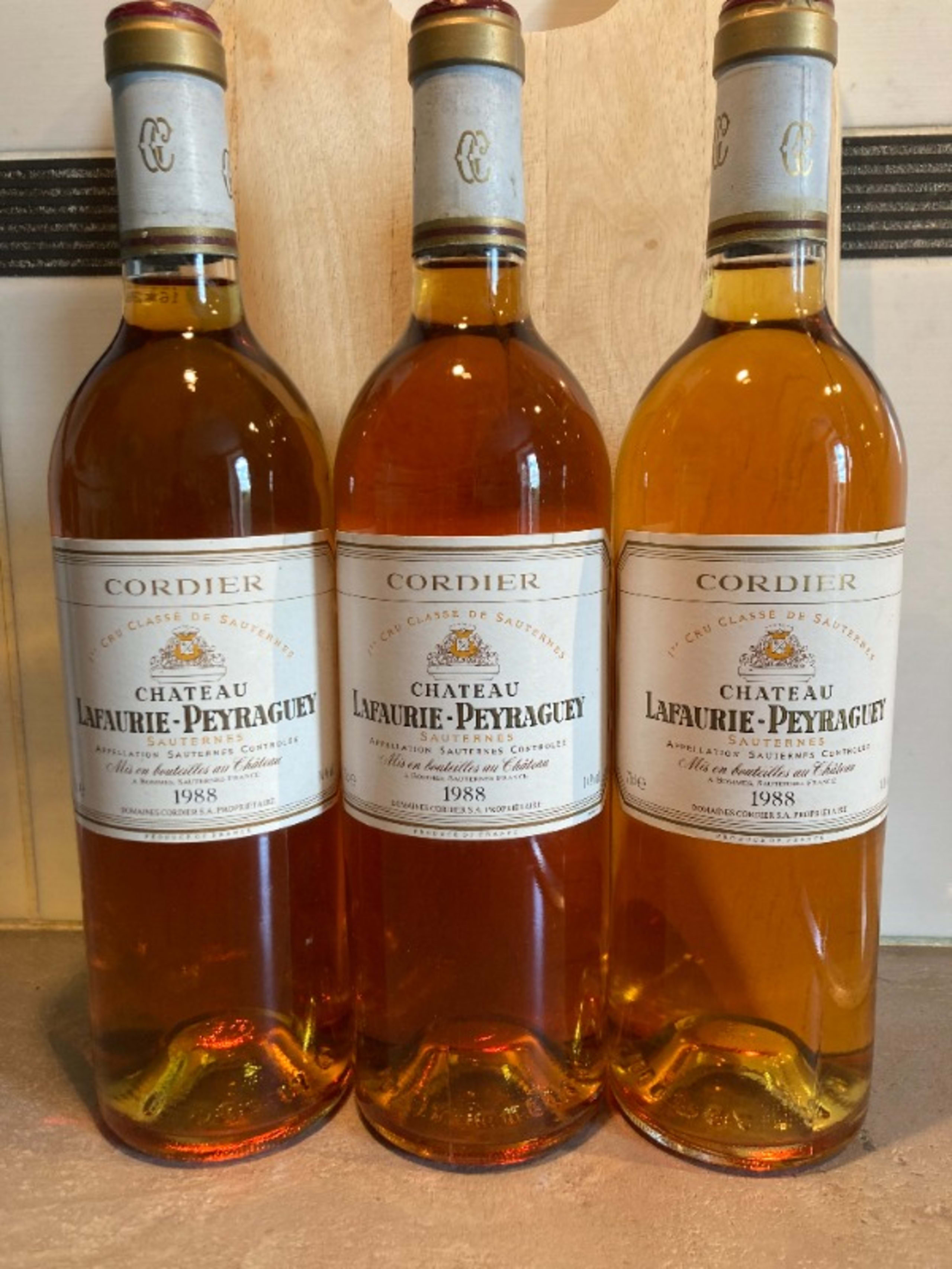 3 x 1er cru classé, Château Lafaurie-Peyraguey, Sauternes, 1988