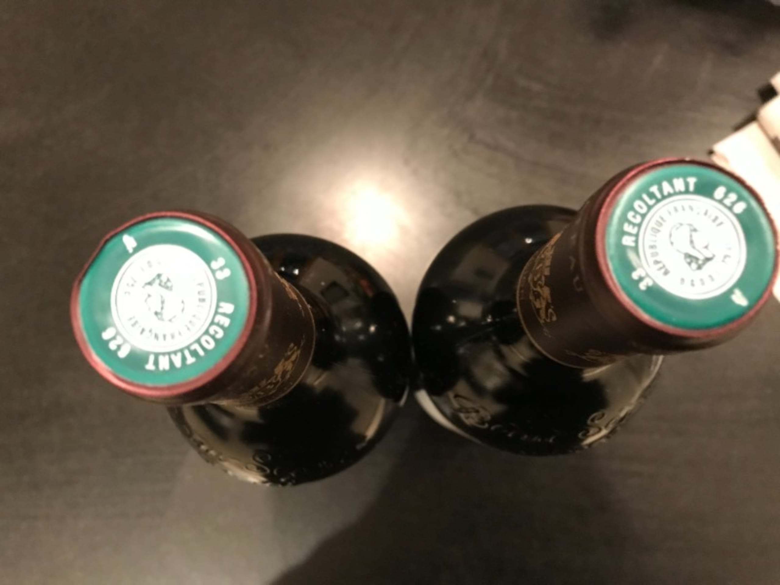 Caps