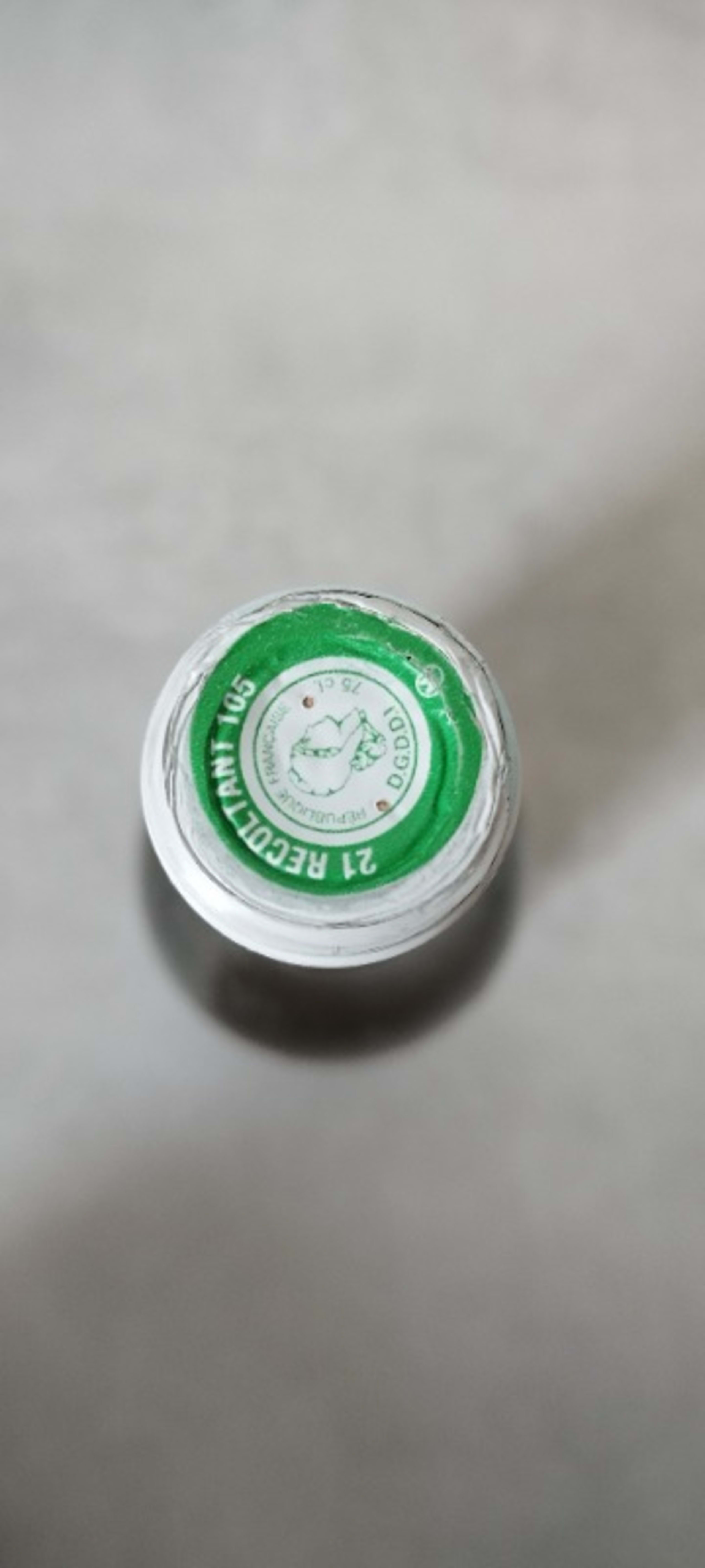 Caps