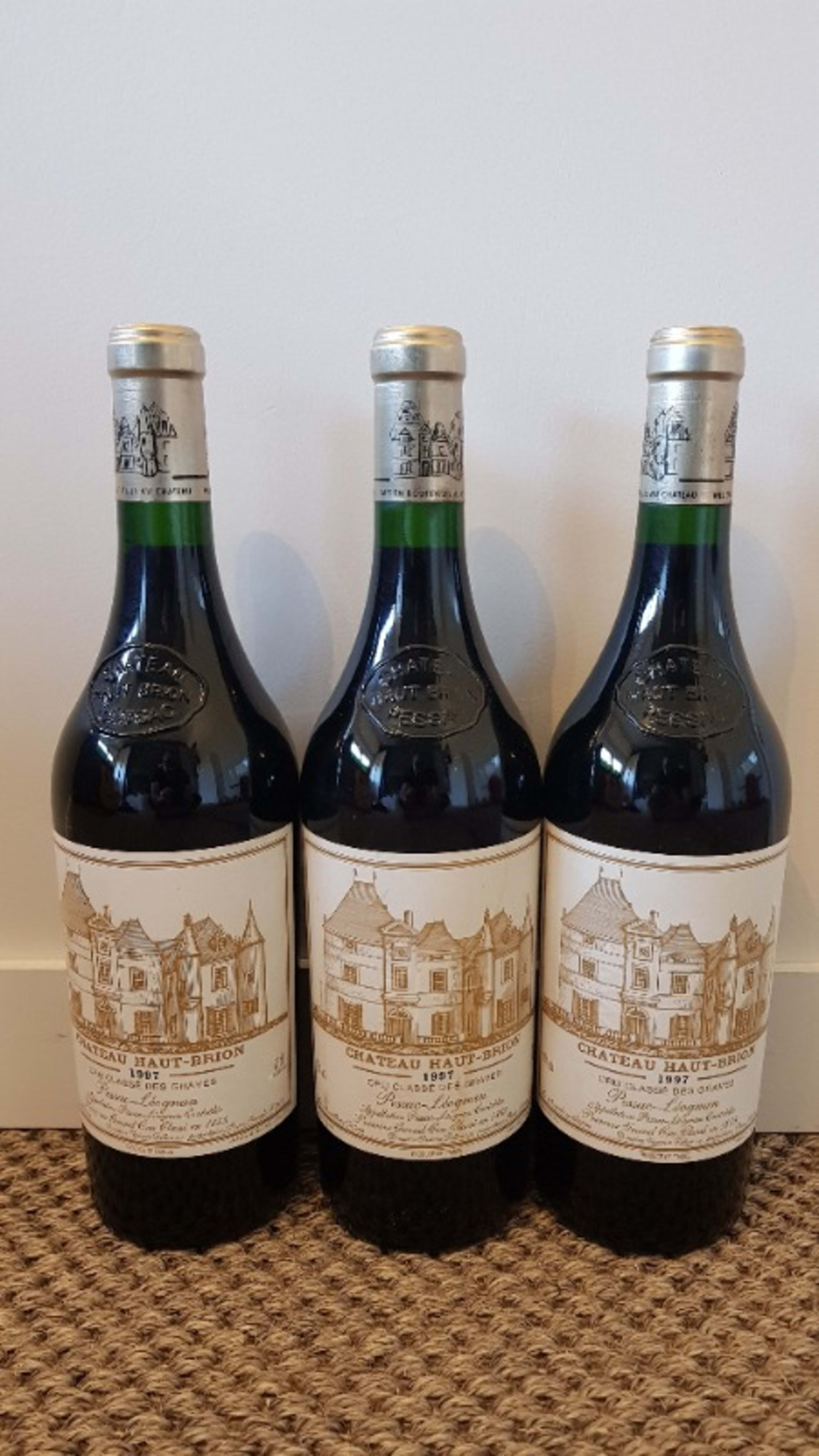3 x 1er GCC, Château HAUT-BRION, Pessac-Léognan, 1997