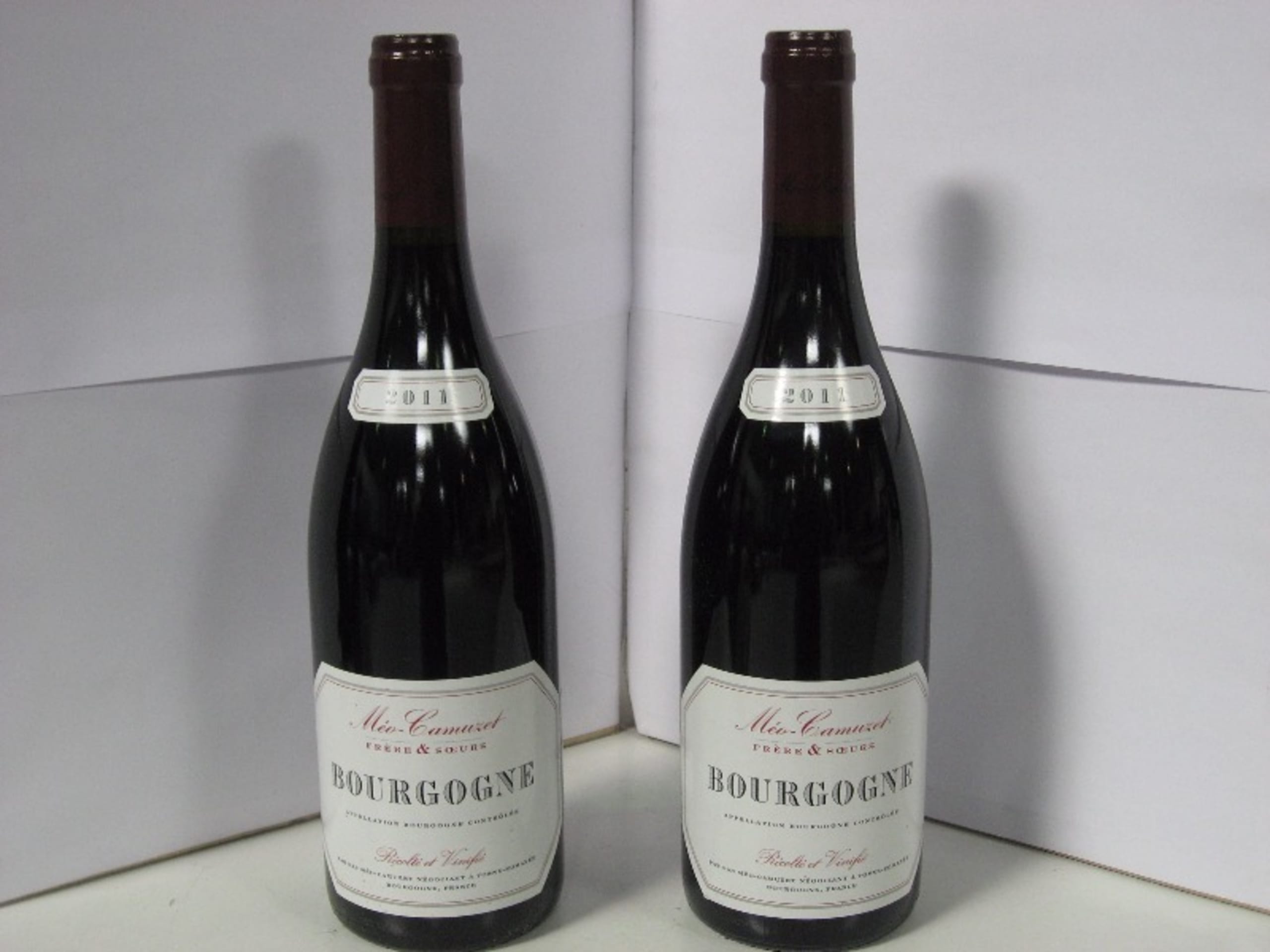 Bourgogne, Domaine Méo-Camuzet, 2011 2x75cl