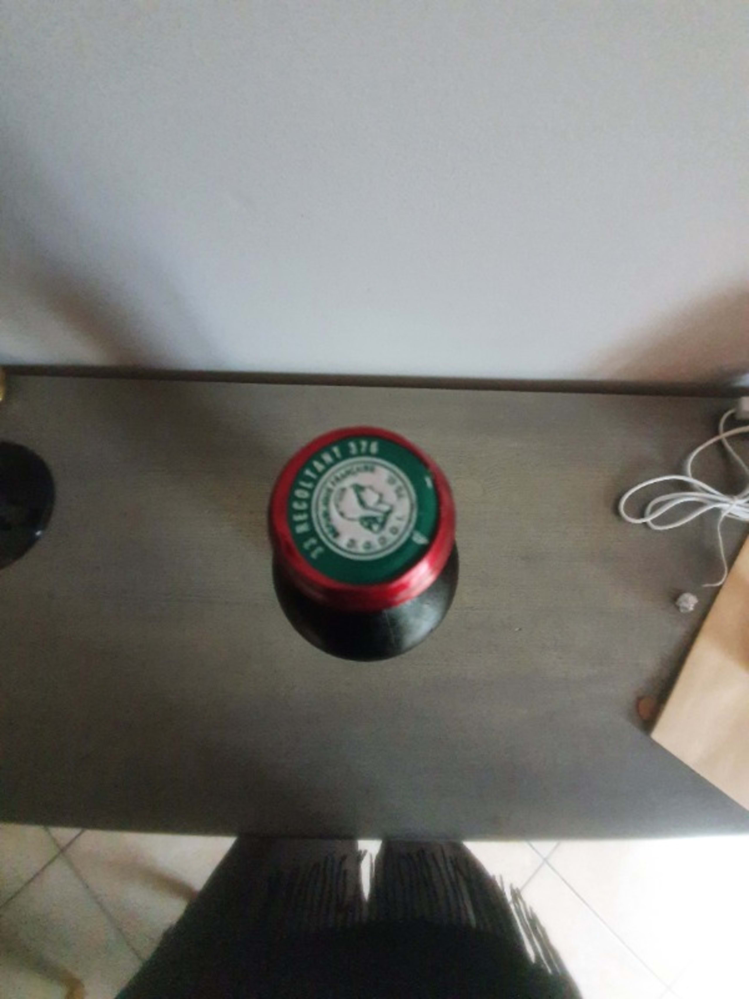 Caps